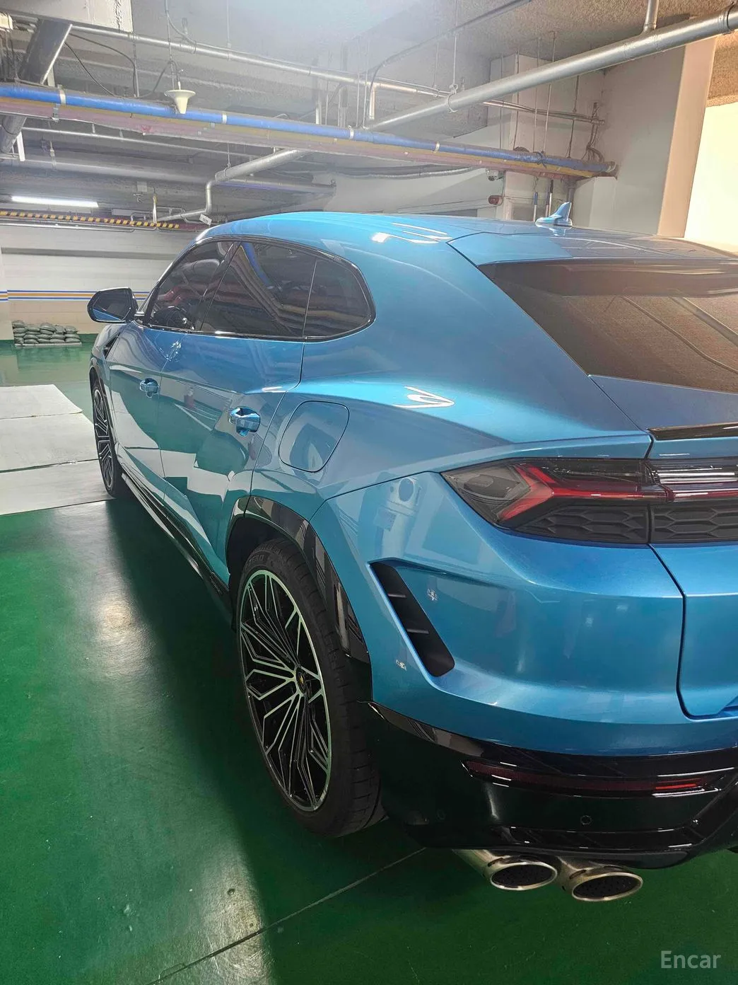 Lamborghini Urus превью 5