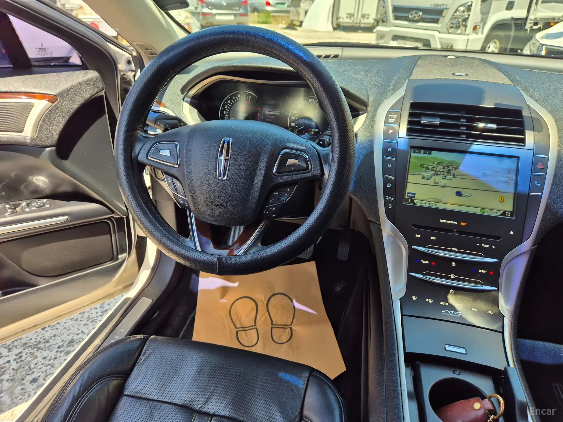 Lincoln New MKZ превью 9