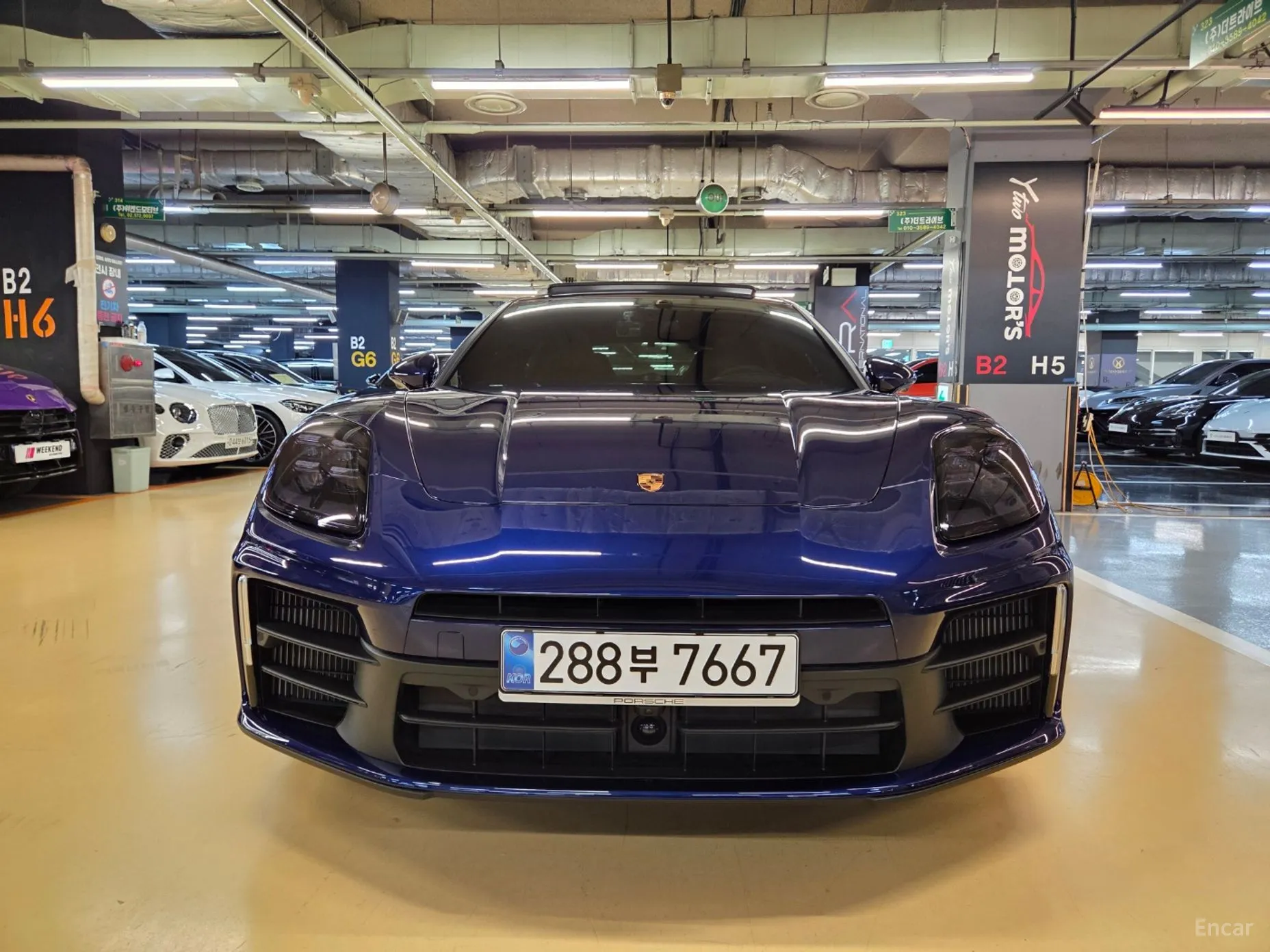 Porsche Panamera (976)