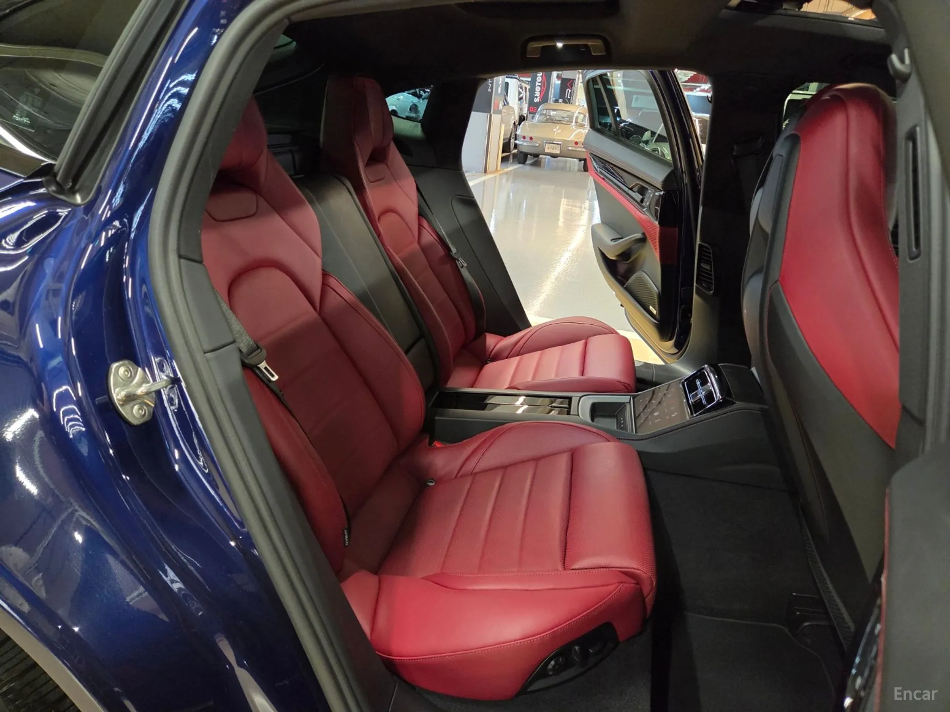 Porsche Panamera (976) превью 16