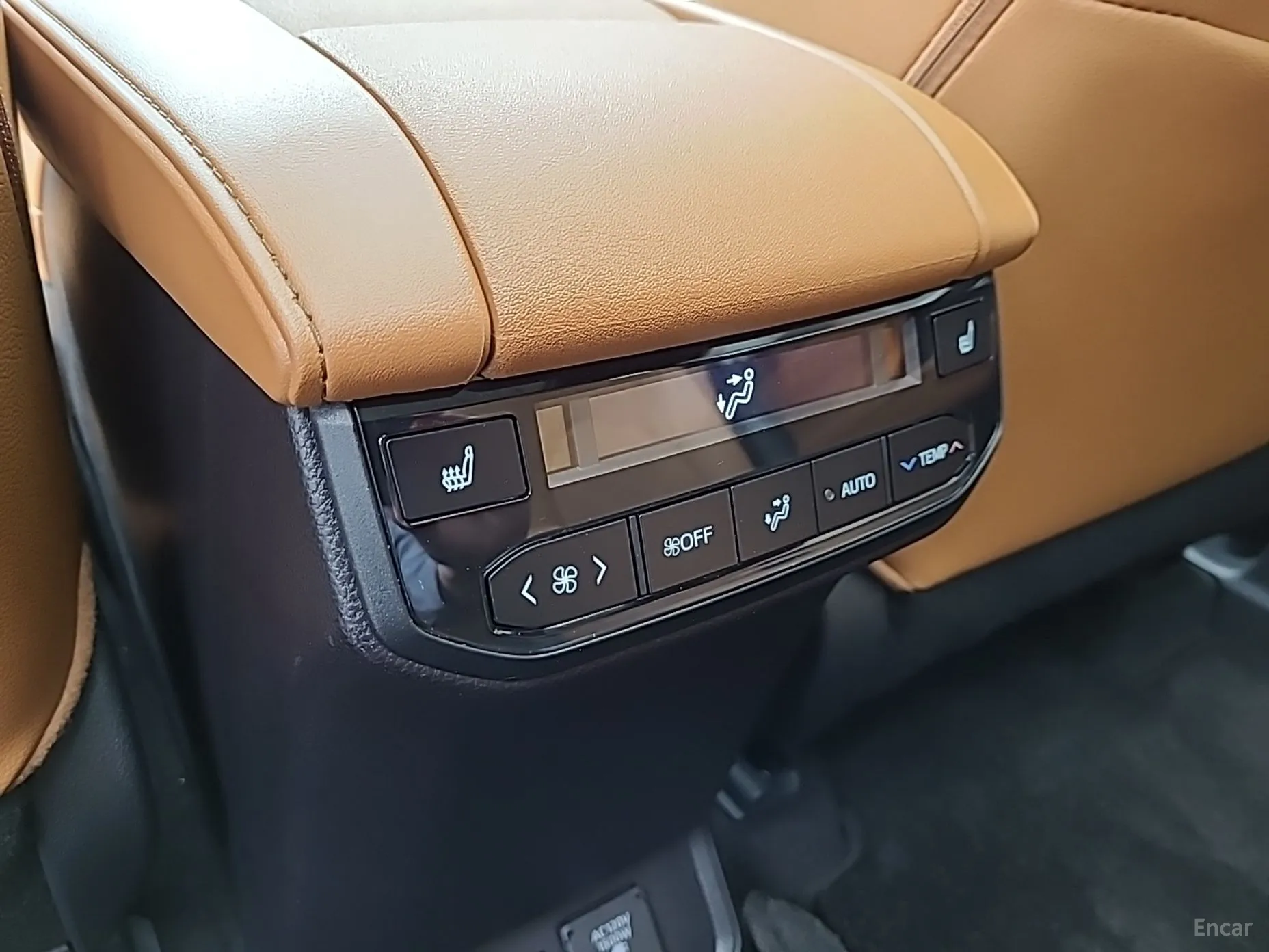 Toyota Highlander 4th generation превью 17