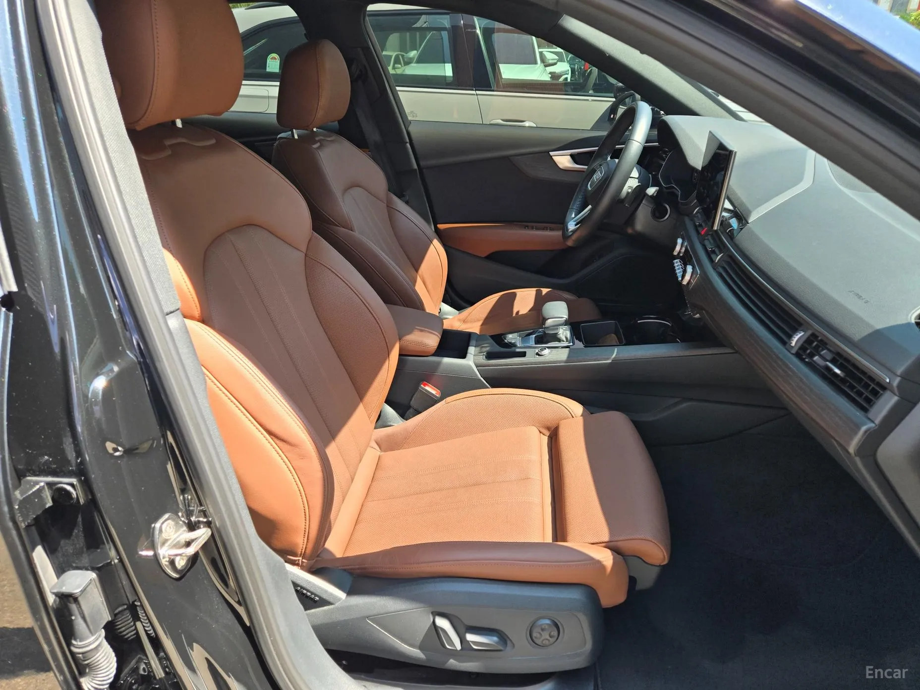 Audi A4 (B9) превью 14