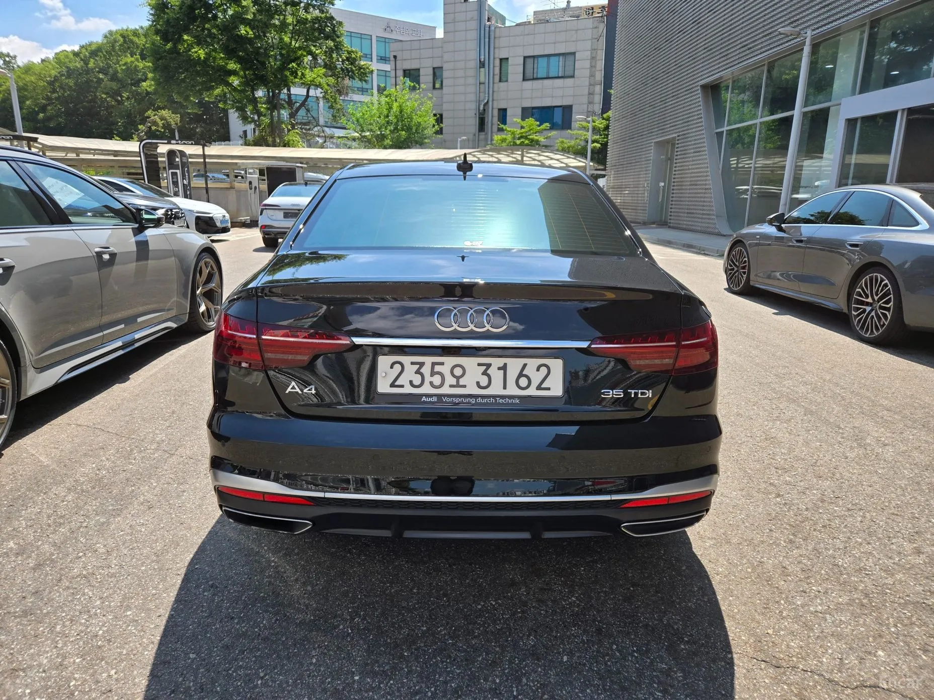 Audi A4 (B9) превью 4