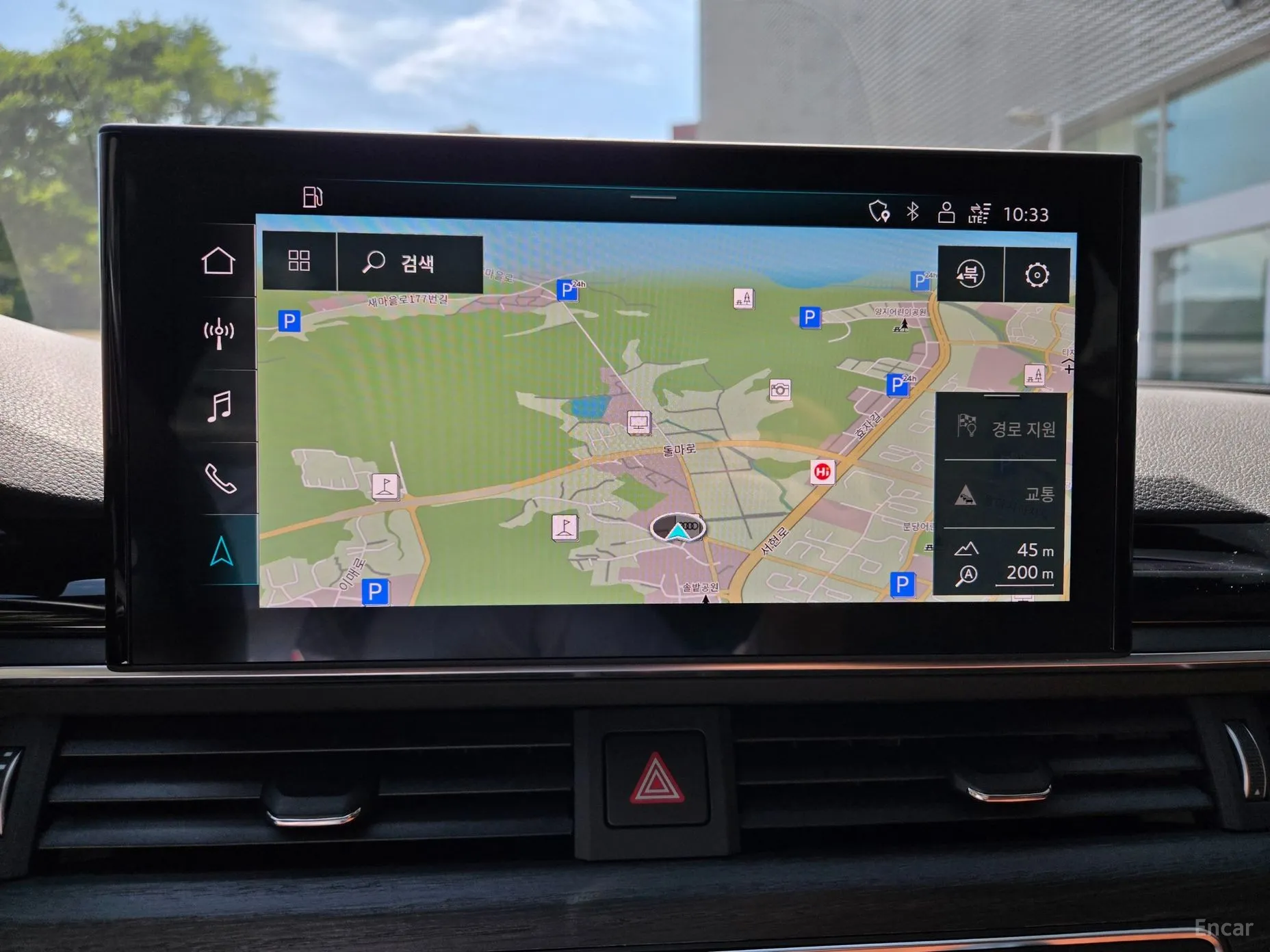 Audi A4 (B9) превью 9