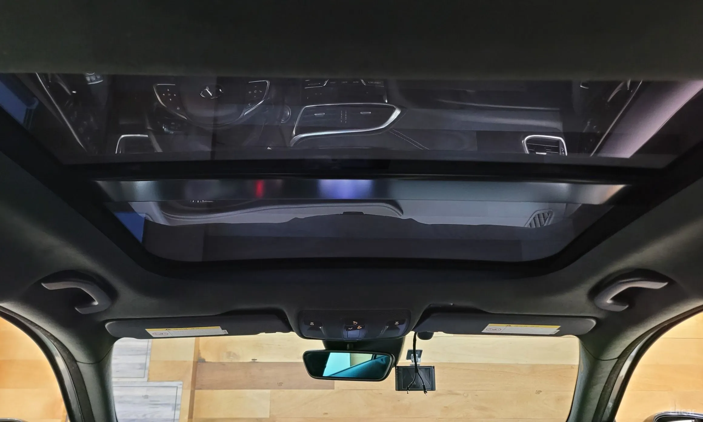 Infiniti Q30 превью 10