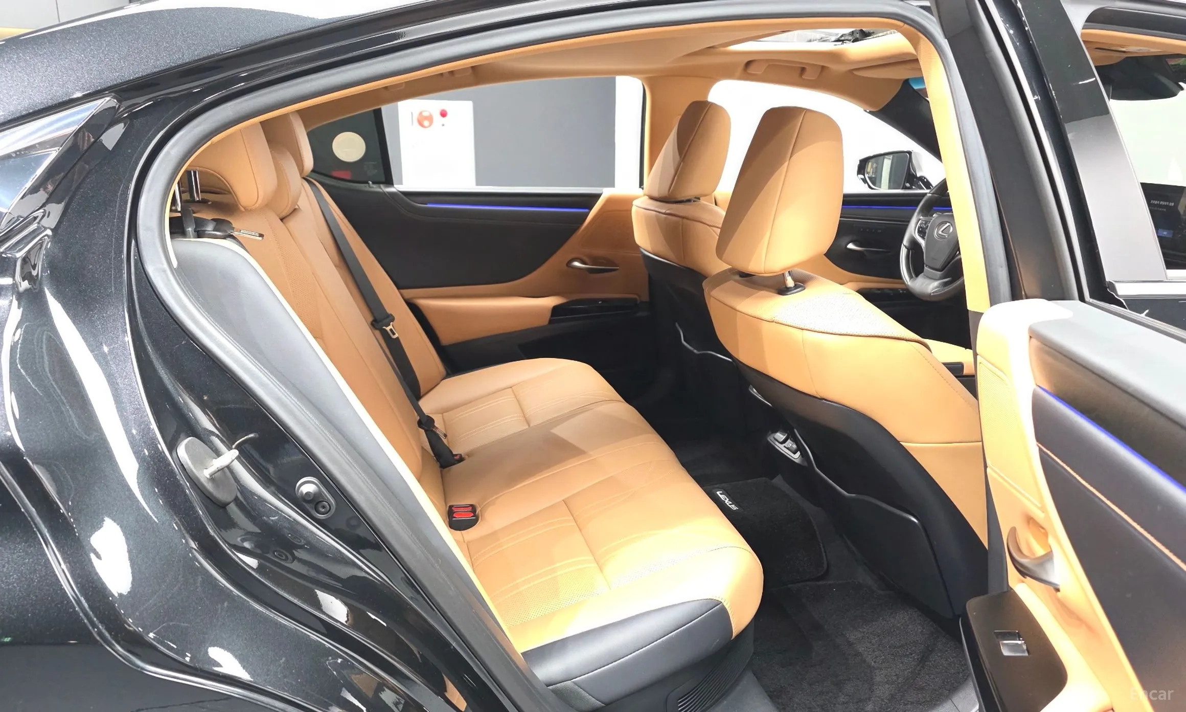 Lexus ES300h 7th Generation превью 12
