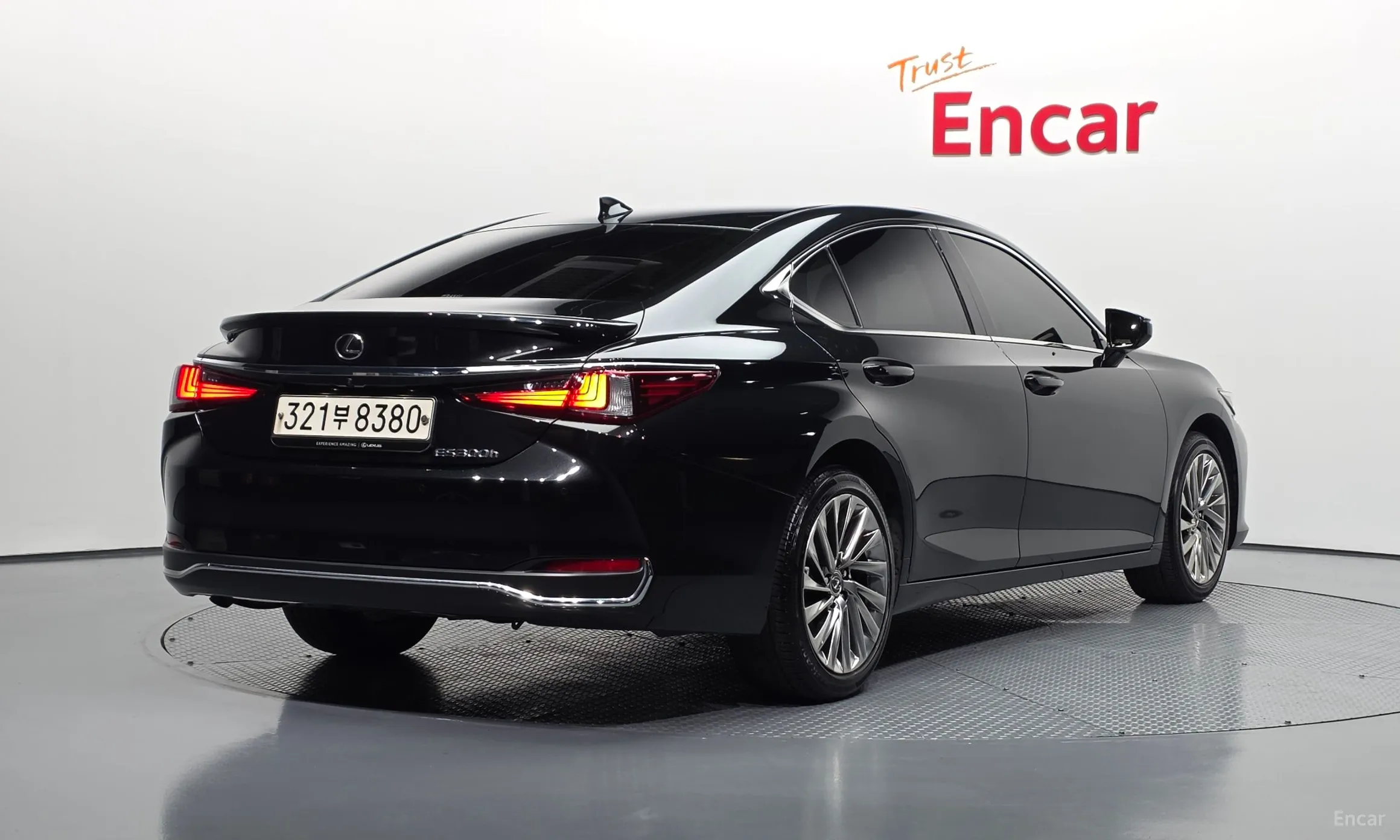 Lexus ES300h 7th Generation превью 2