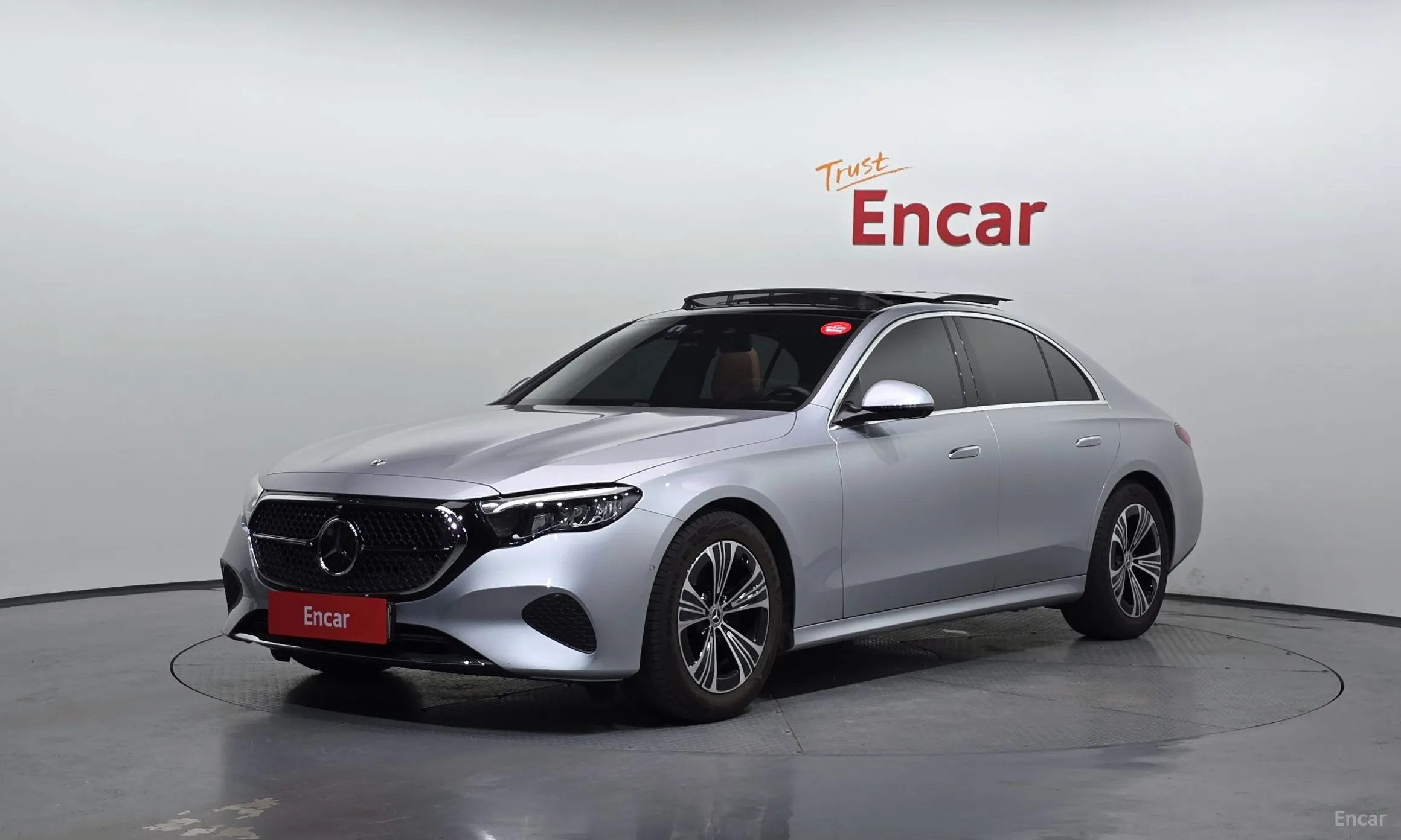E-Class W214