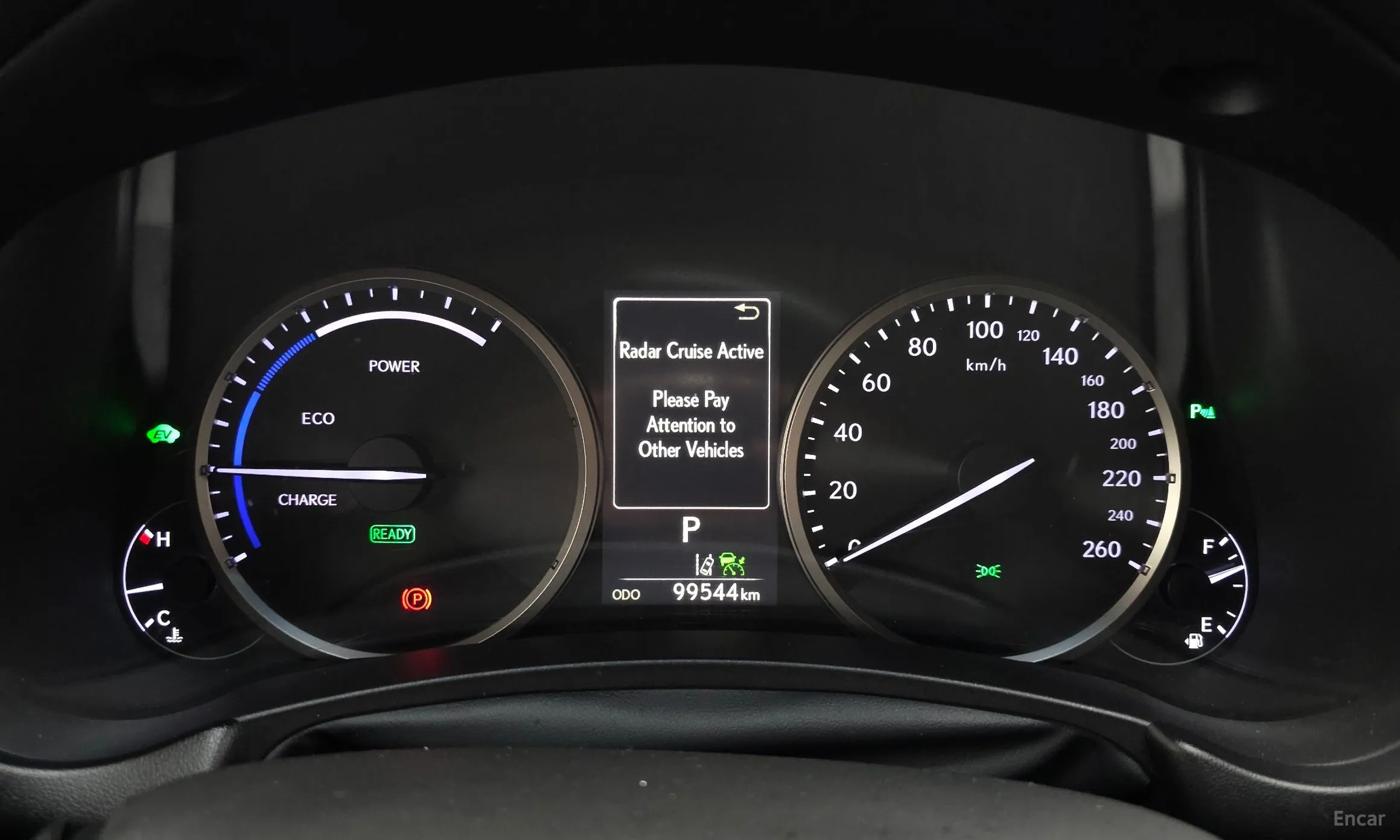 Lexus NX300h превью 8