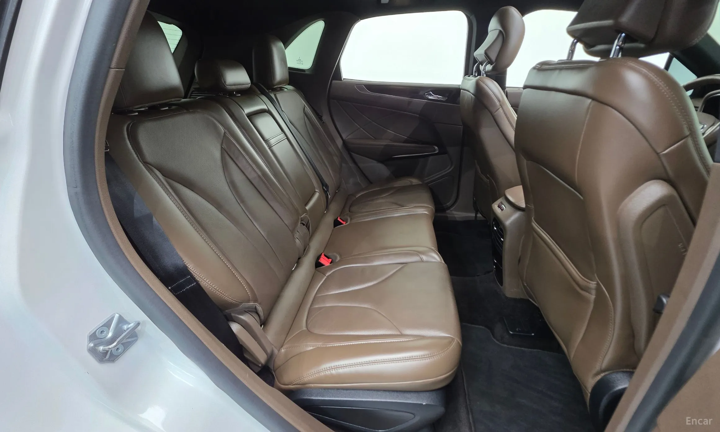 Lincoln MKC превью 19