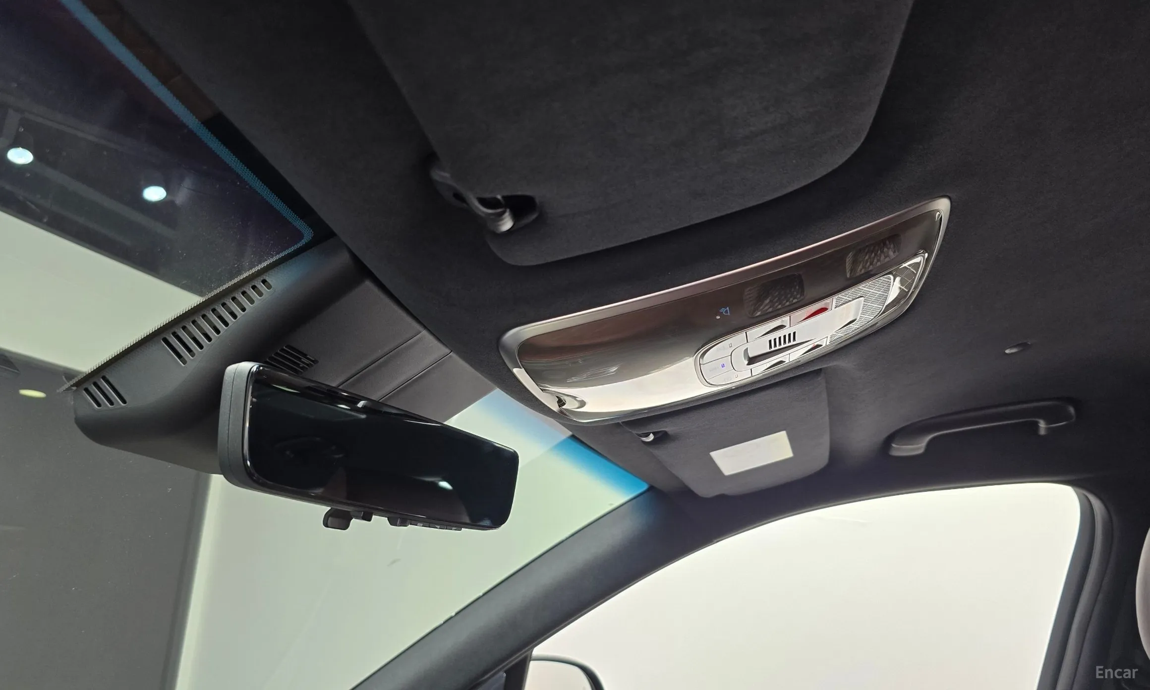 Genesis GV80 превью 20