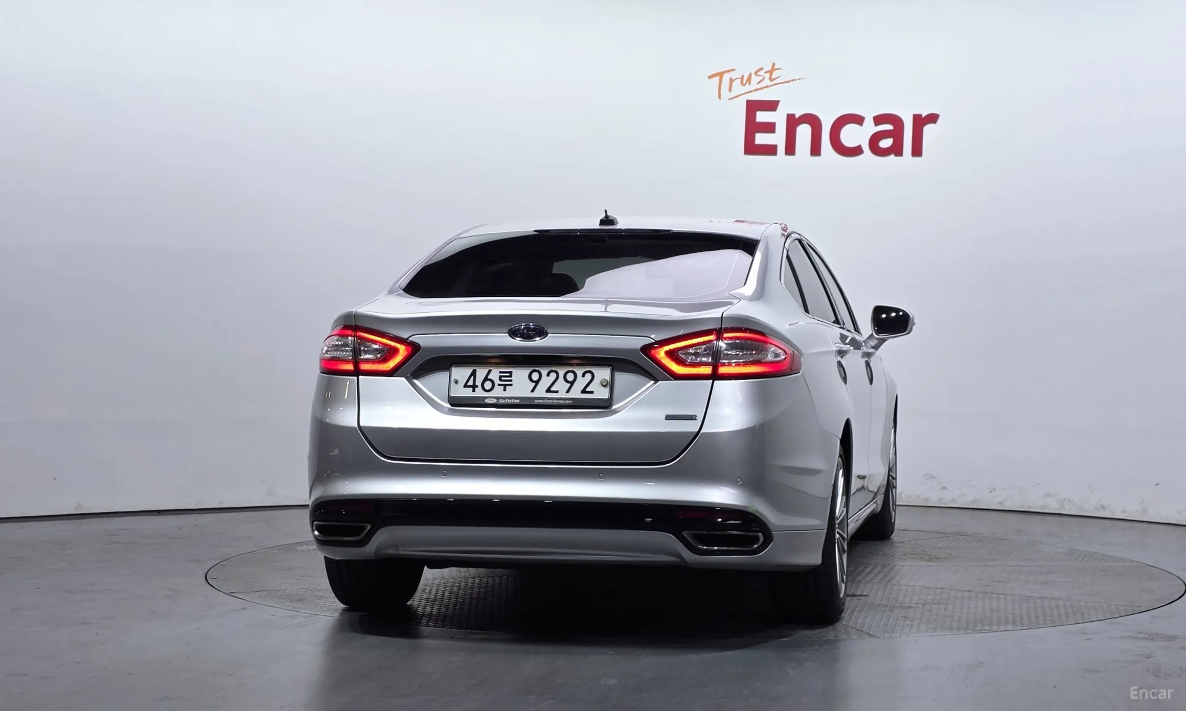 Ford Fusion превью 4