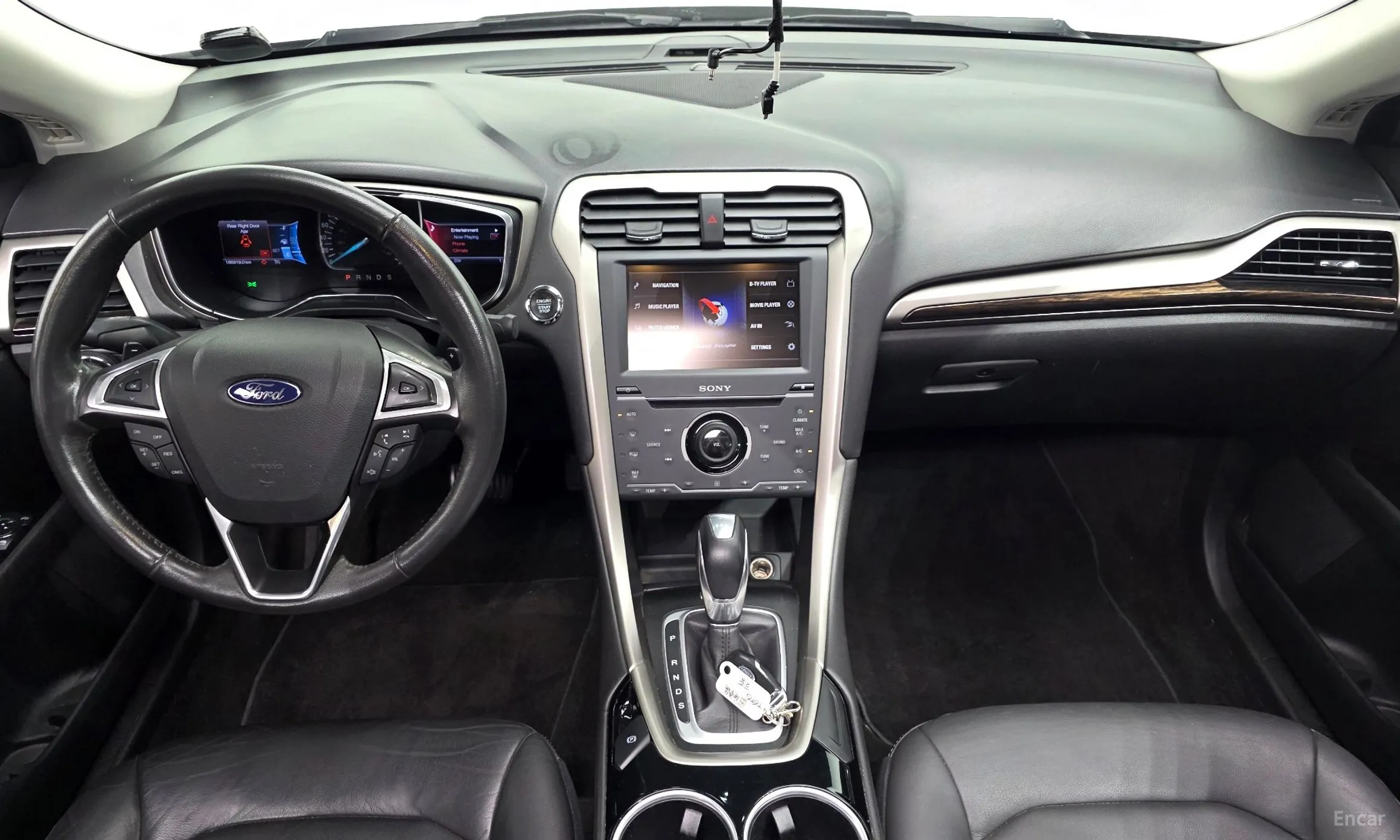 Ford Fusion превью 7
