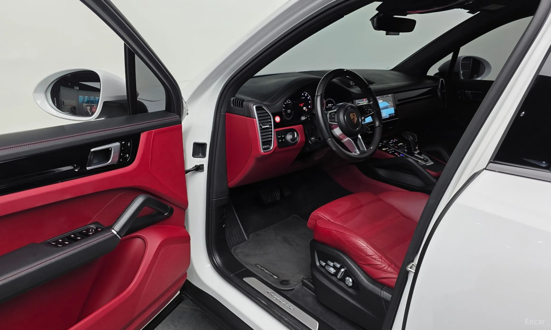 Porsche Cayenne (PO536) превью 10