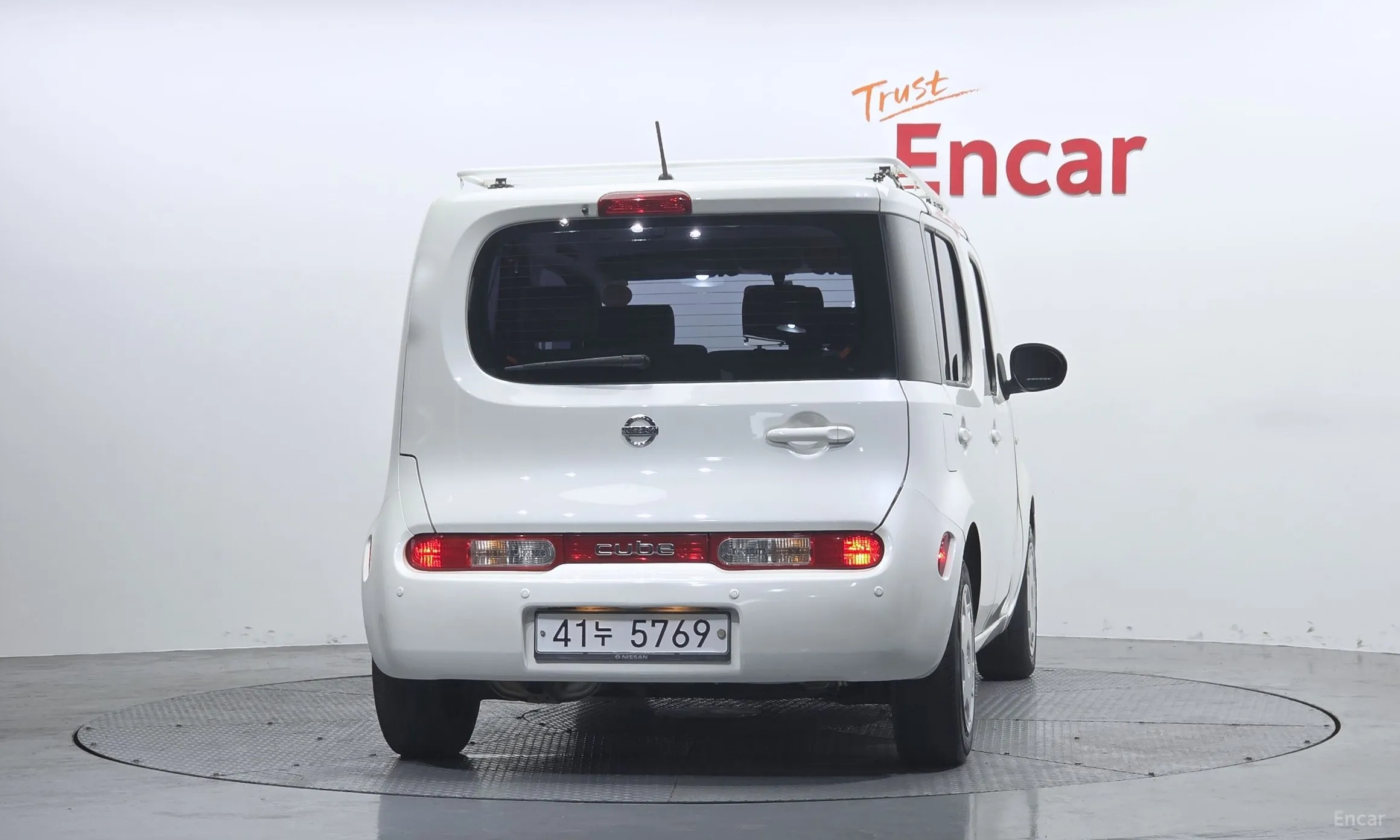 Nissan Cube превью 4