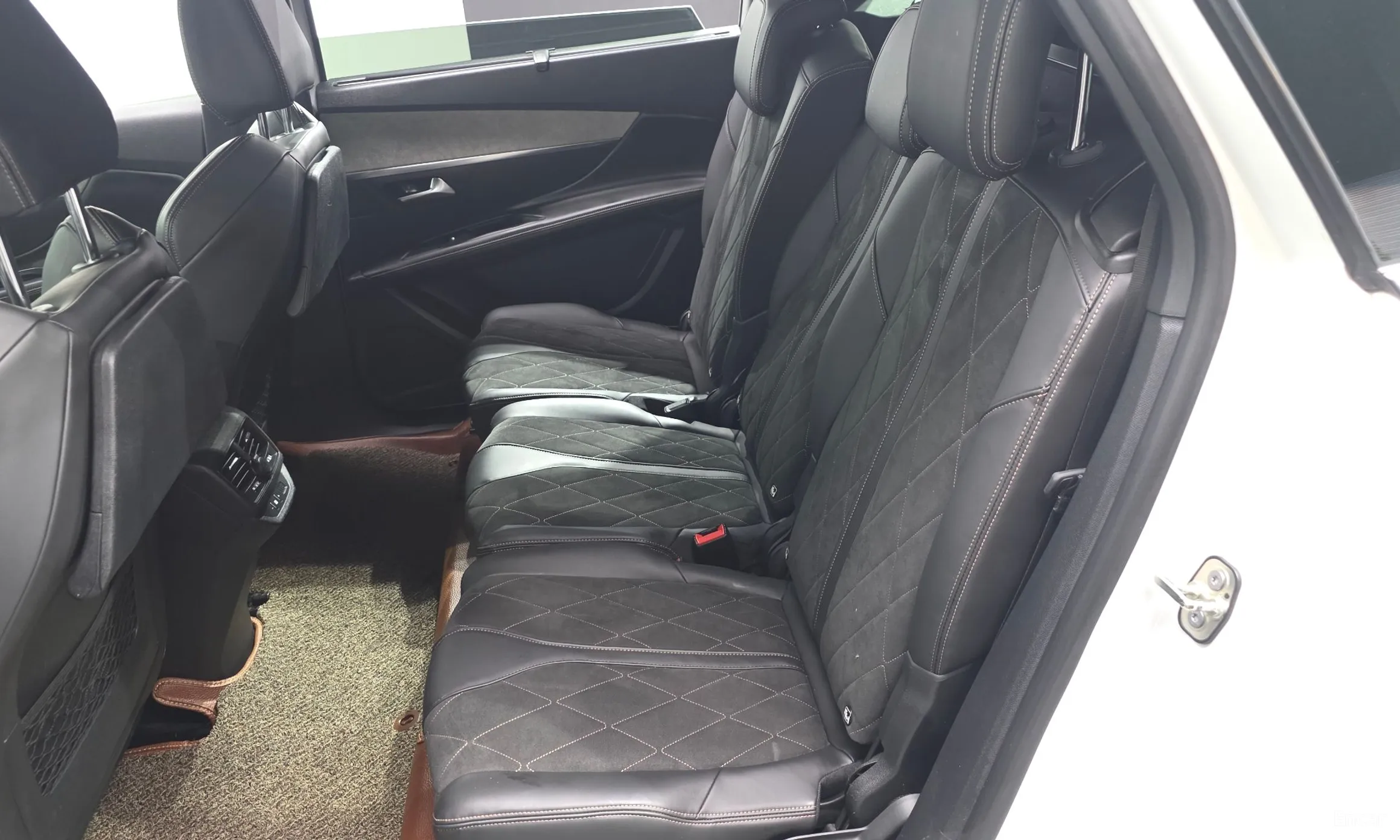 Peugeot 5008 2nd generation превью 12