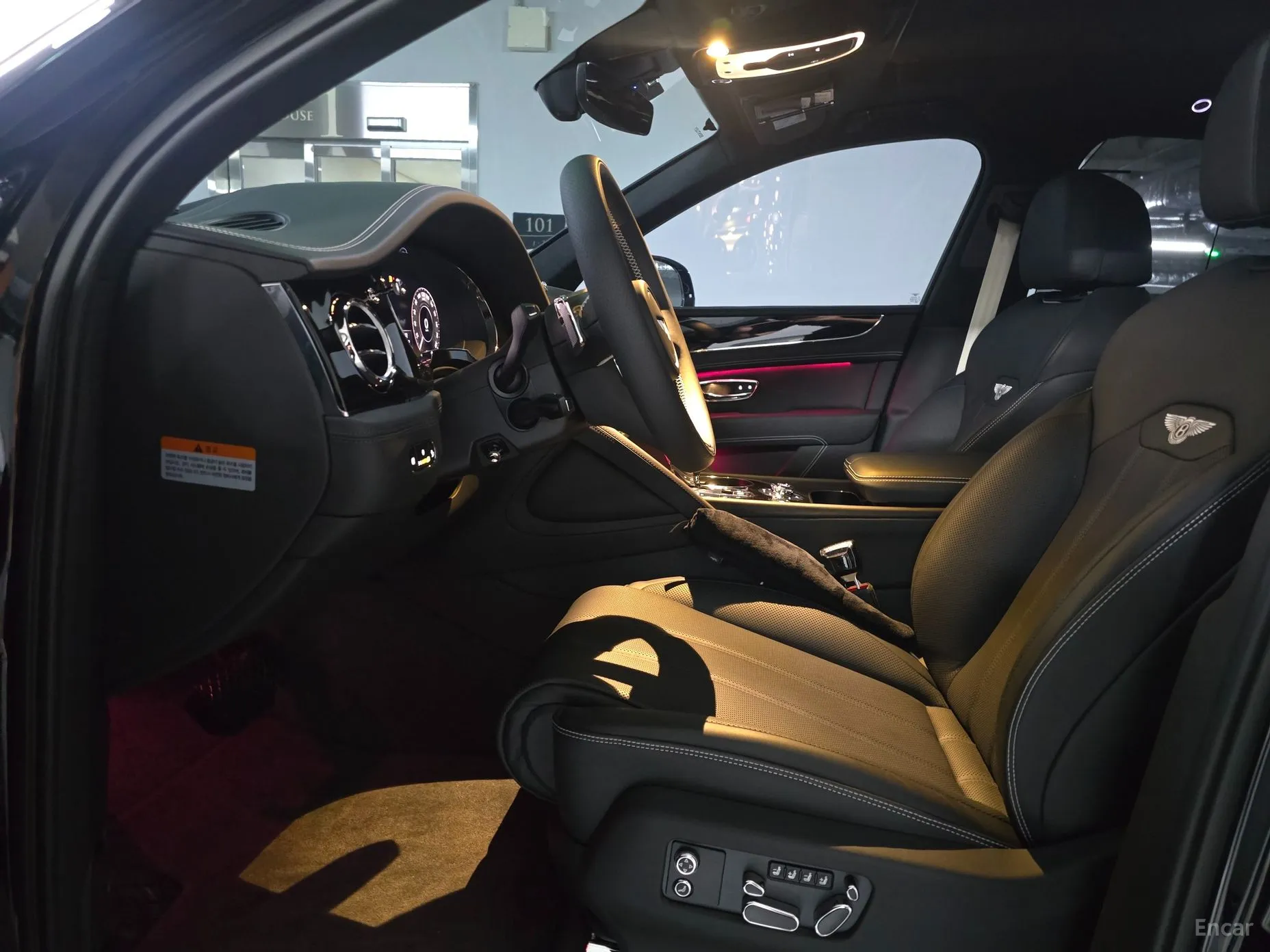 Bentley Bentayga превью 10
