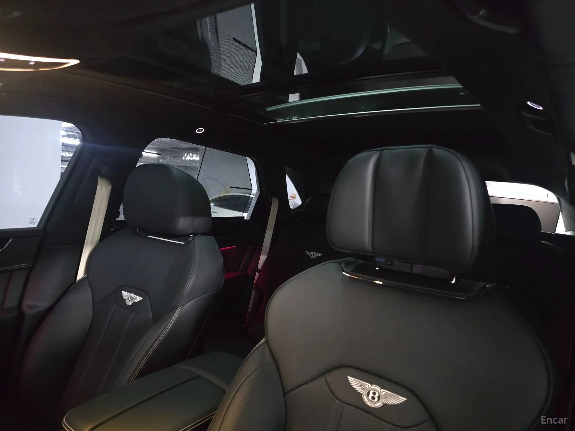 Bentley Bentayga превью 14