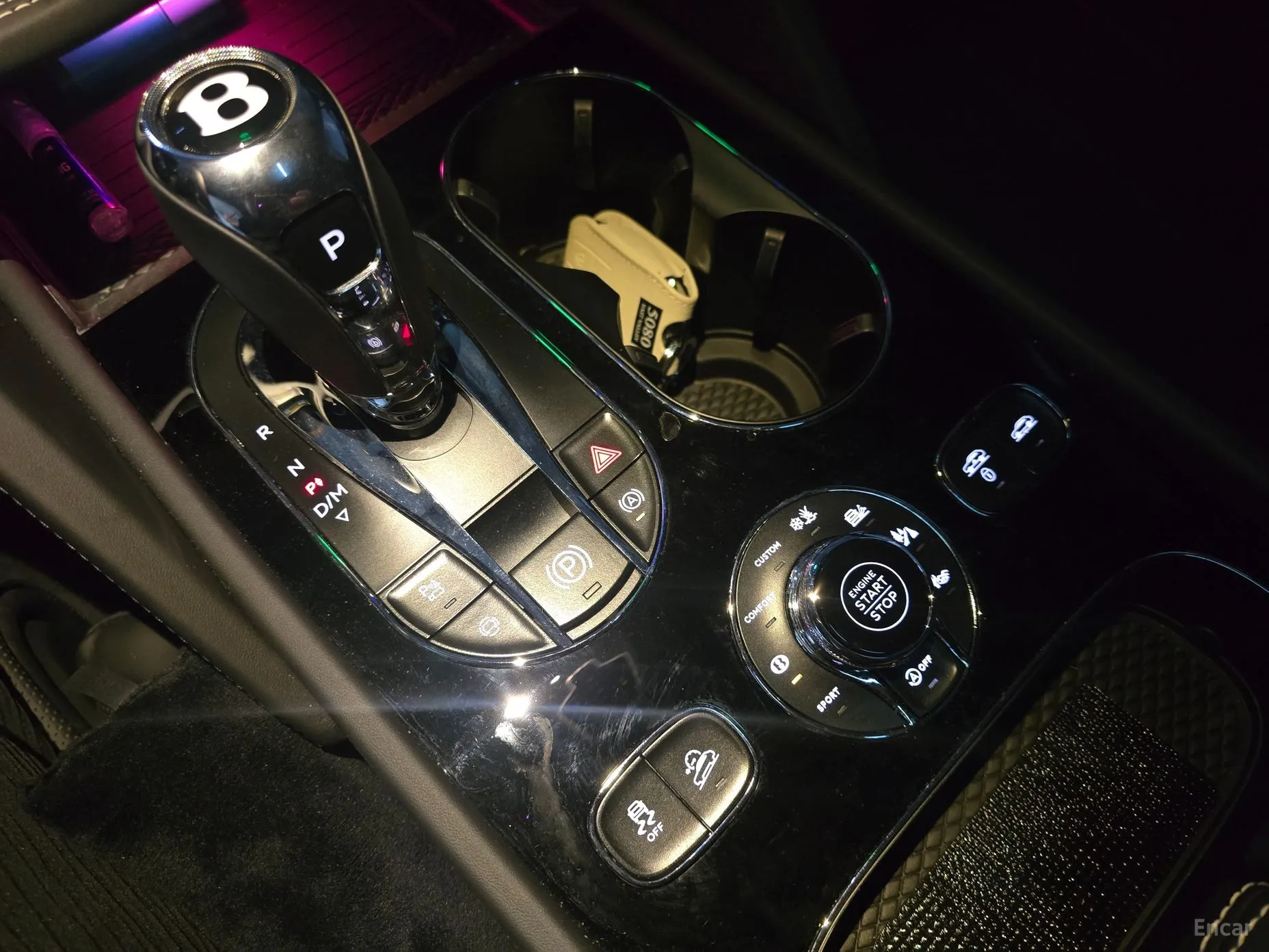 Bentley Bentayga превью 15
