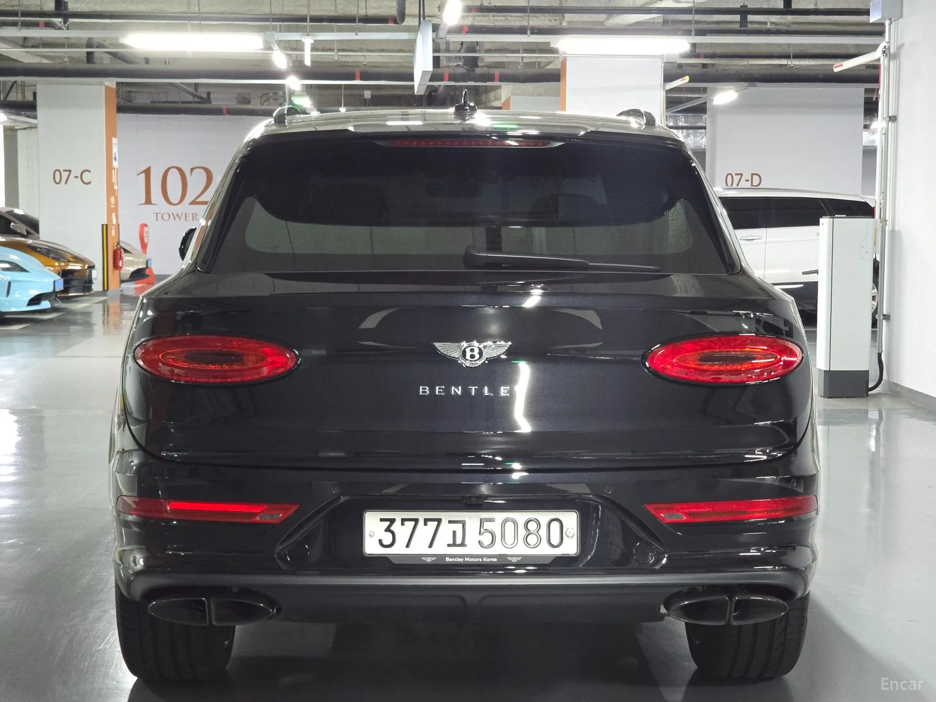 Bentley Bentayga превью 5
