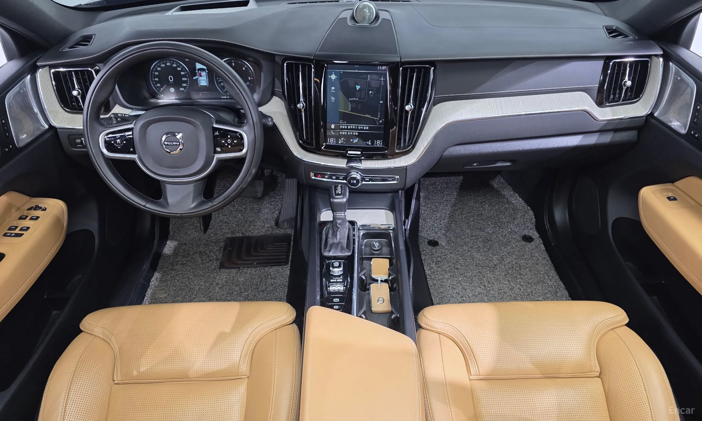 Volvo XC60 Gen 2 превью 7