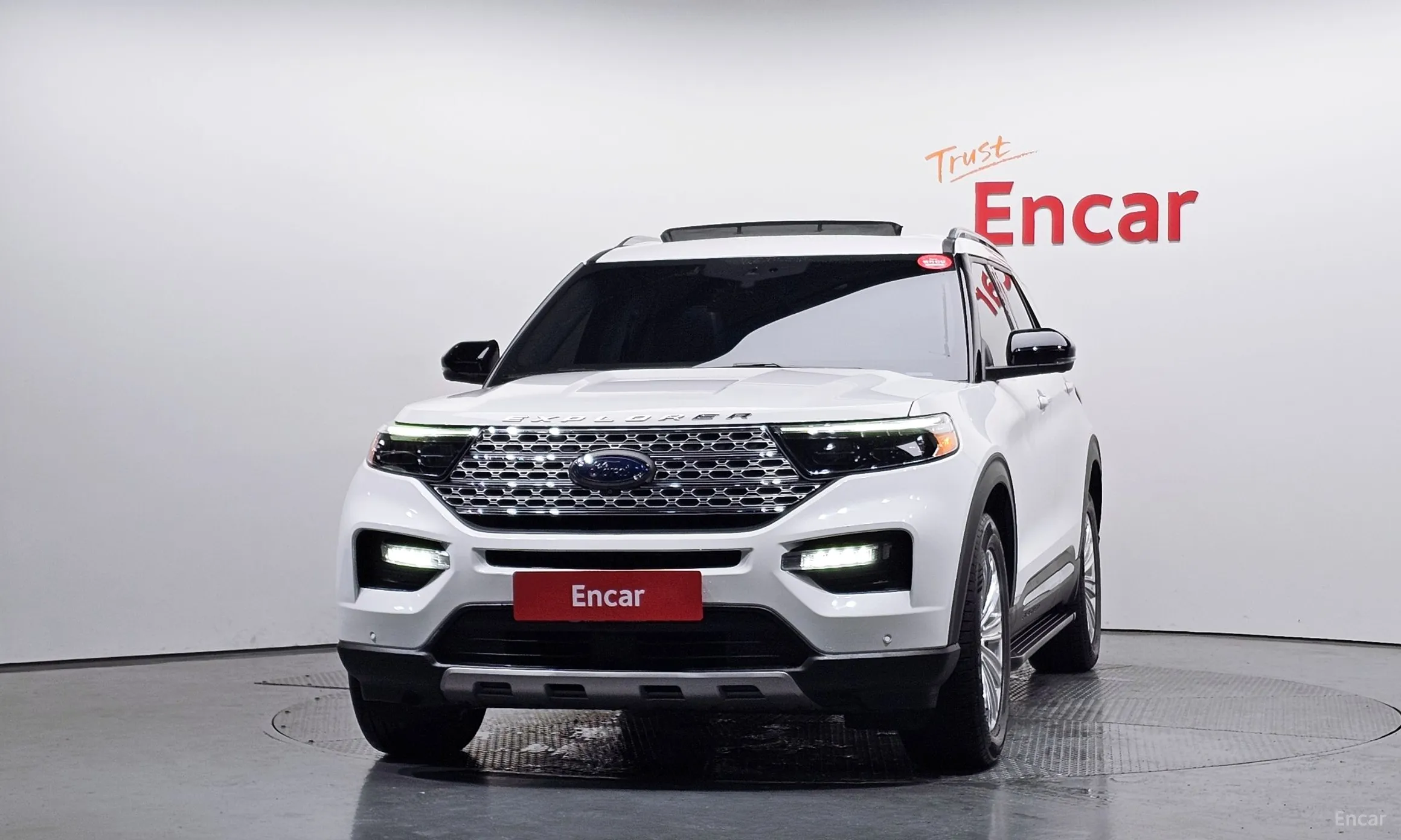 Ford Explorer 6th Generation превью 3
