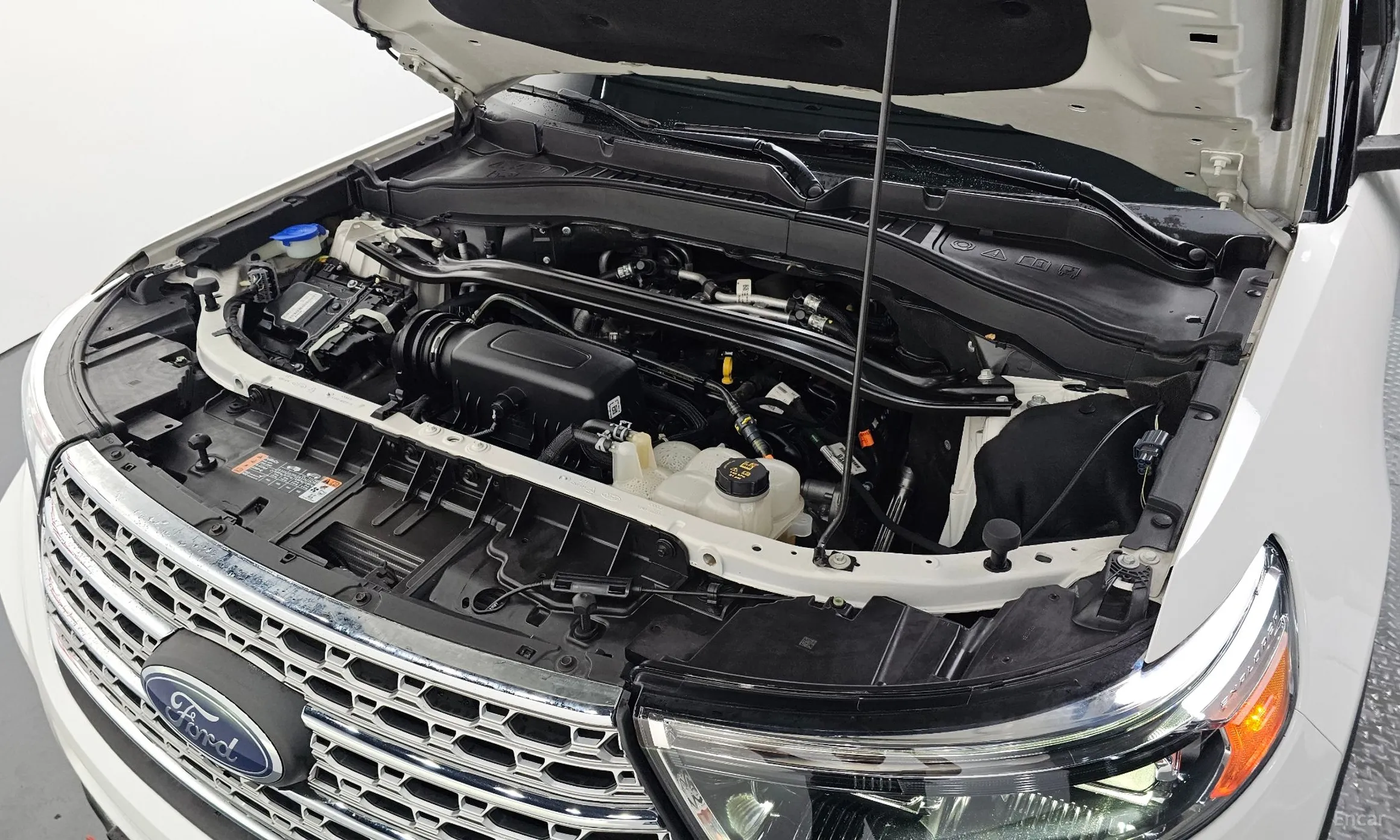 Ford Explorer 6th Generation превью 6