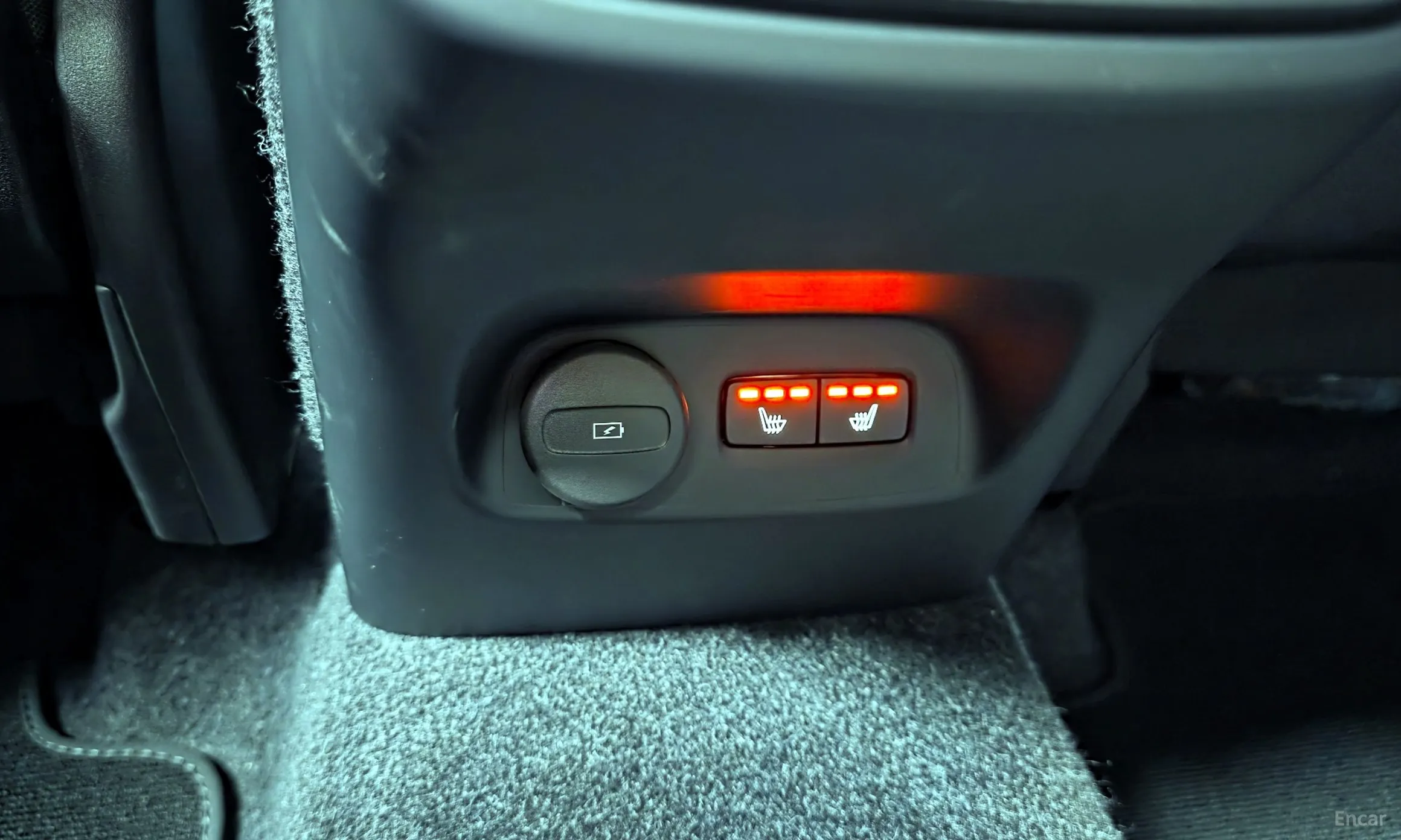 Volvo XC40 превью 18