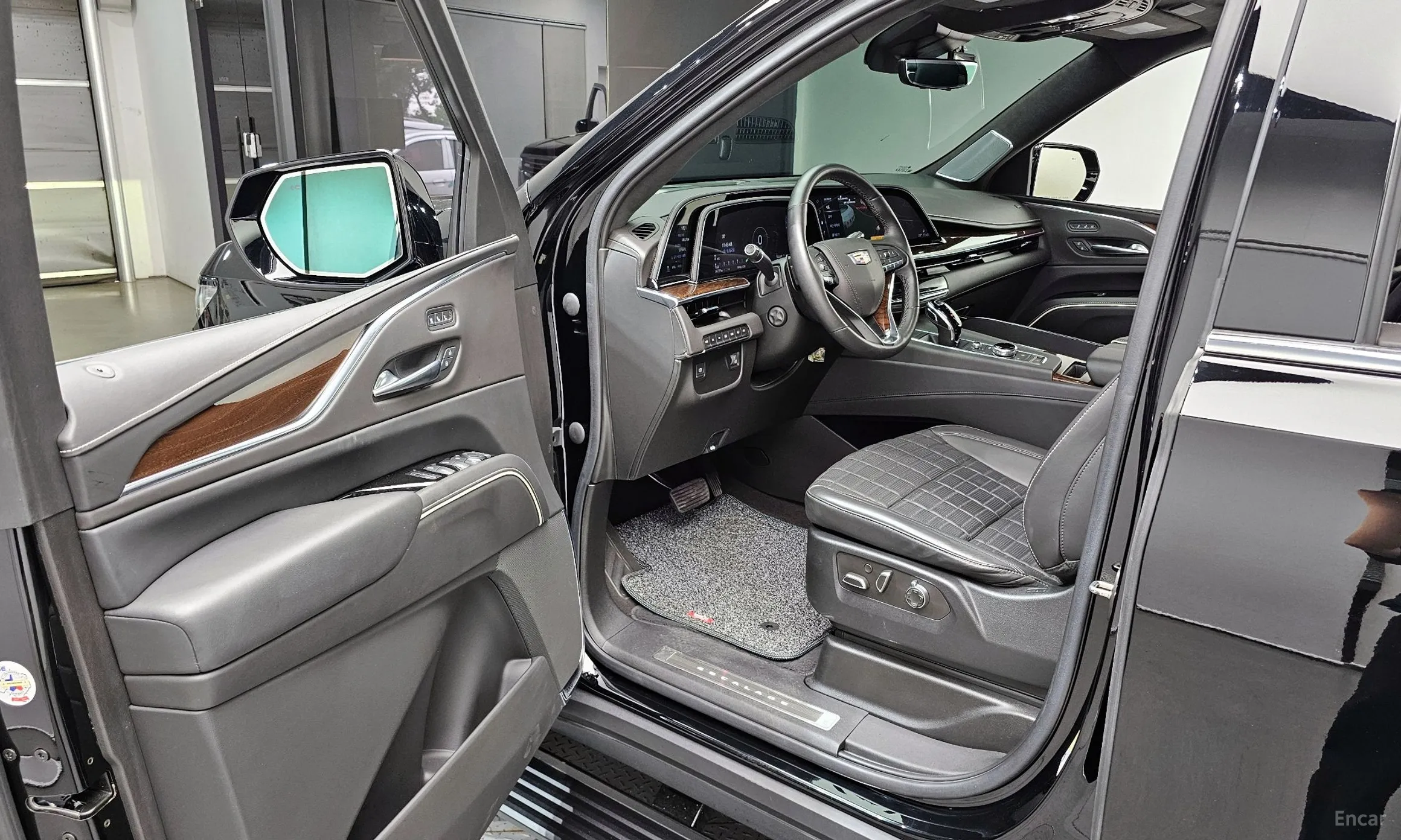 Cadillac Escalade 5th Generation превью 10