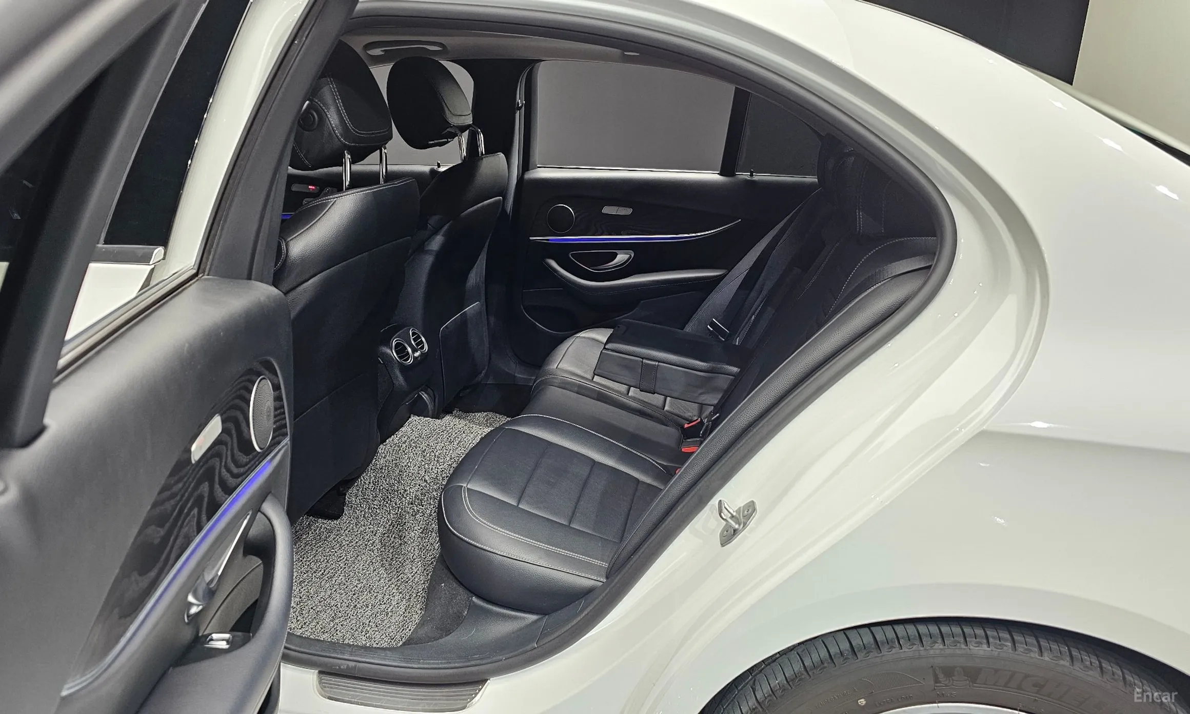 Mercedes Benz E-Class W213 превью 12