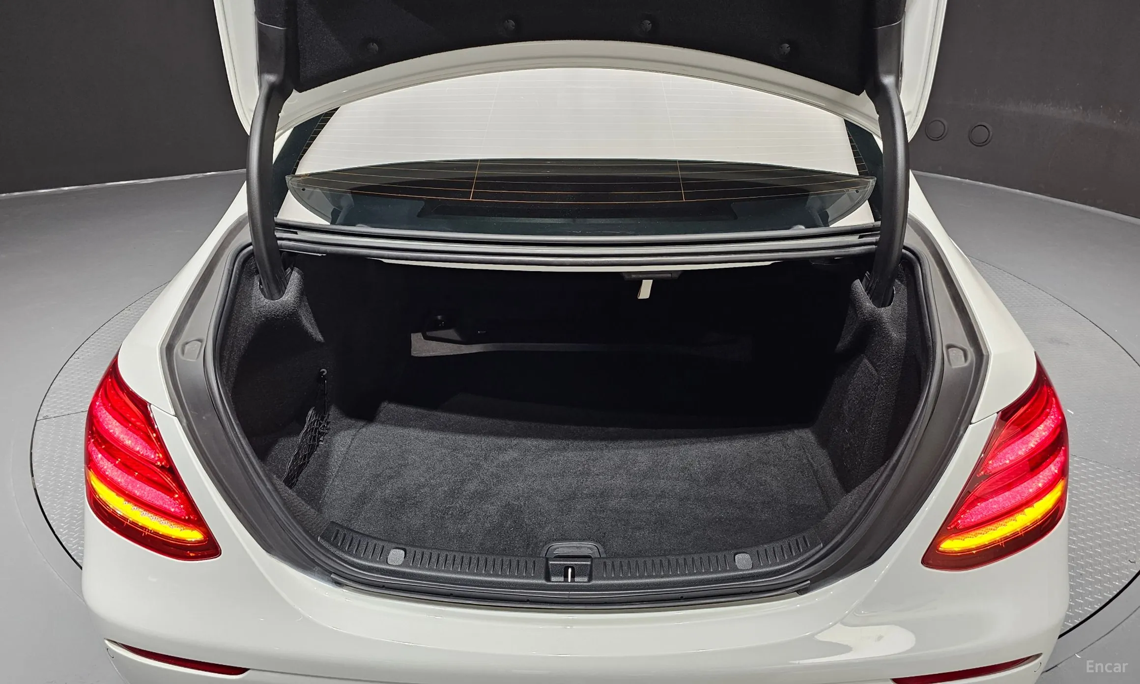 Mercedes Benz E-Class W213 превью 18