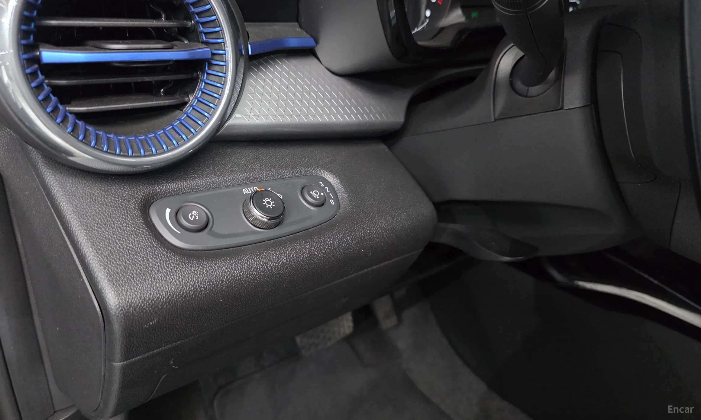 Chevrolet (GM Daewoo) Trax Crossover превью 12