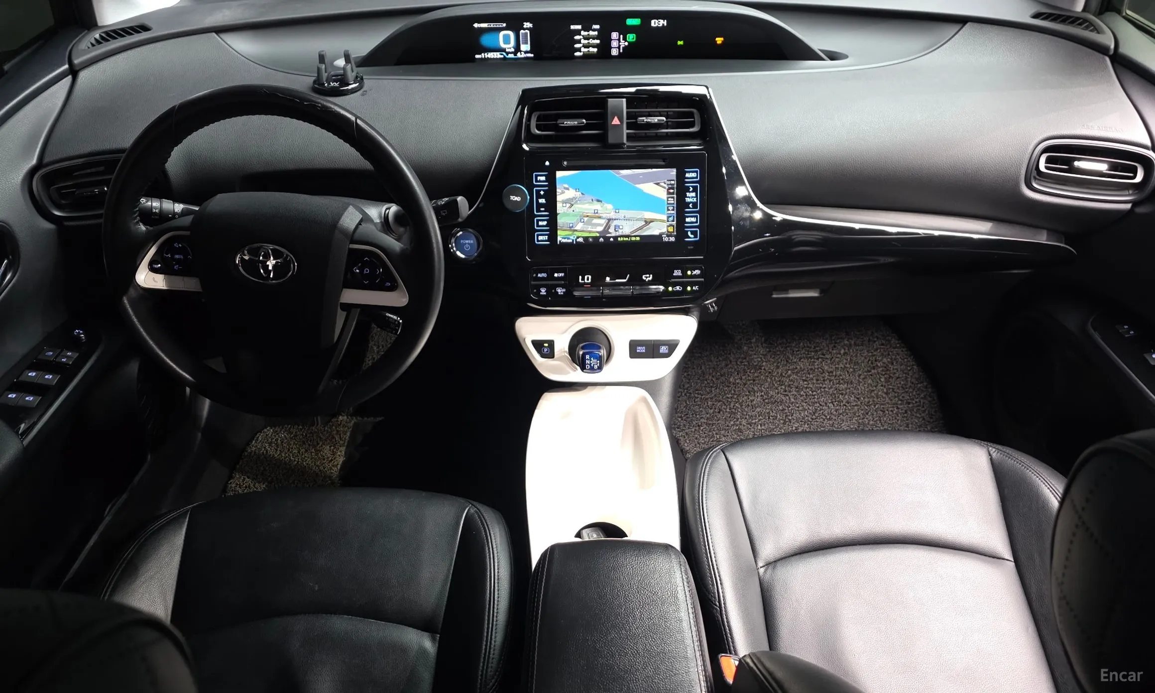 Toyota Prius 4th Generation превью 7