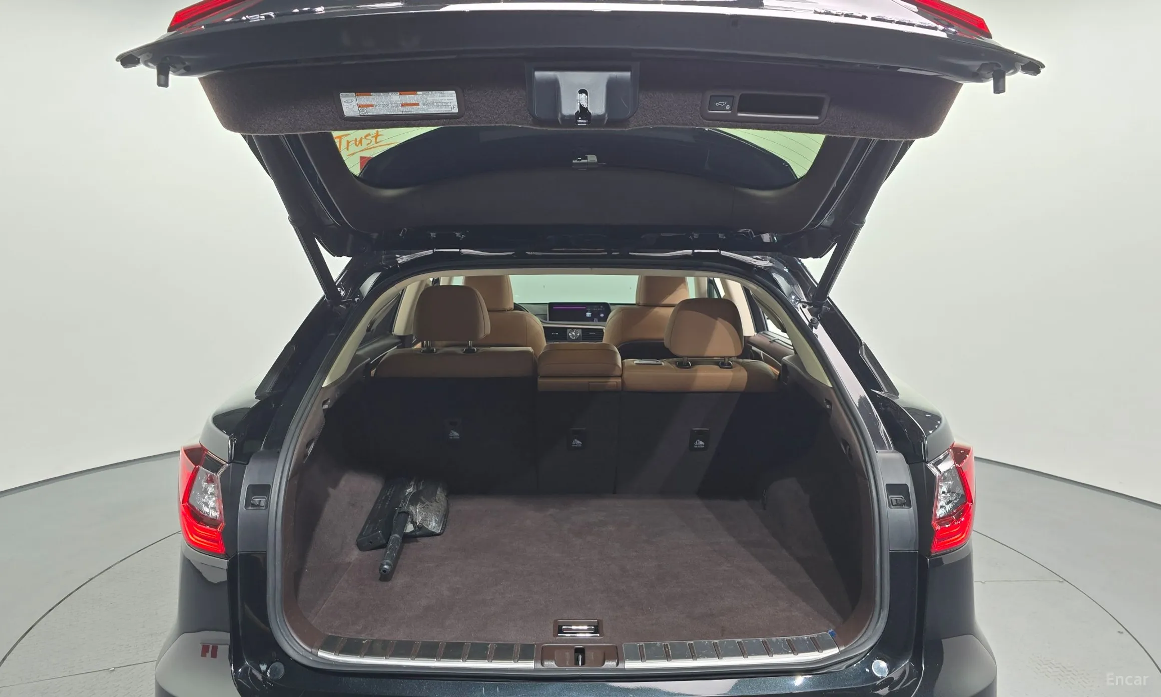 Lexus RX450h Gen 4 превью 18