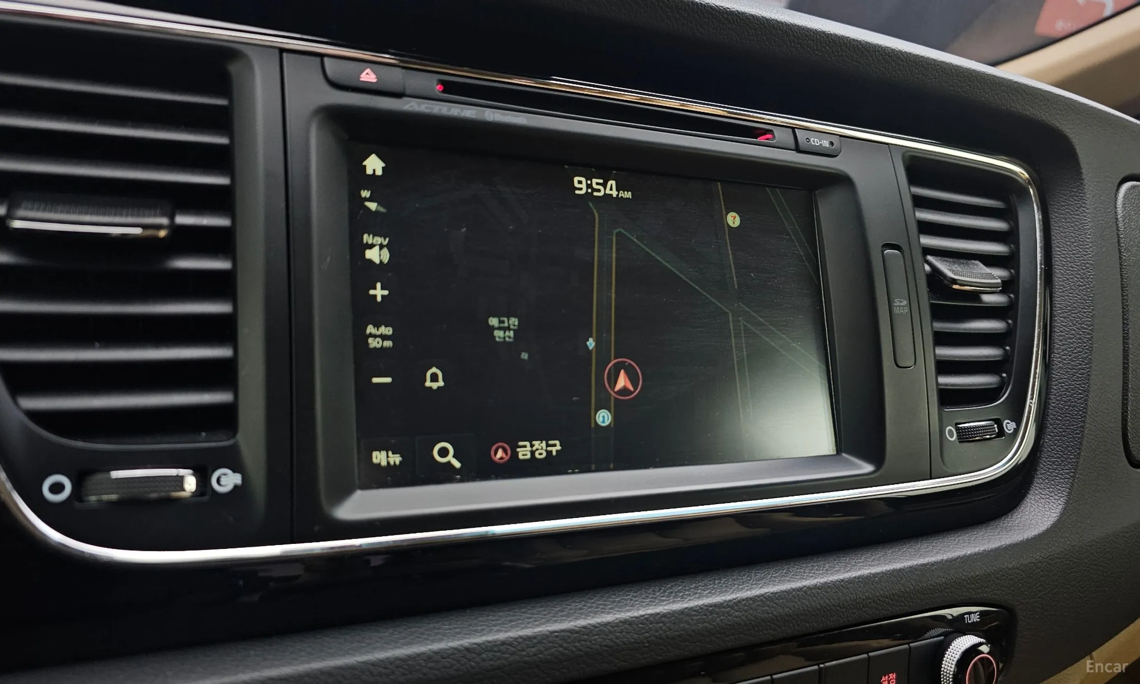 Kia Carnival превью 13