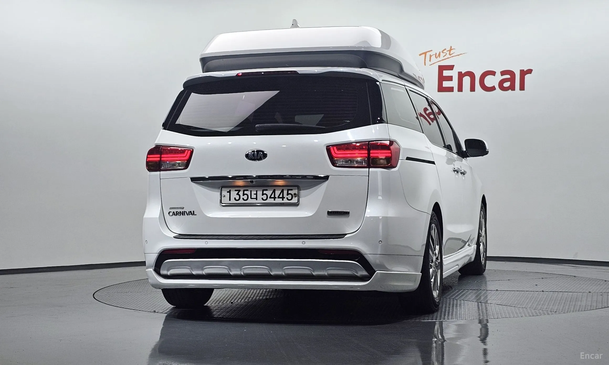 Kia Carnival превью 4