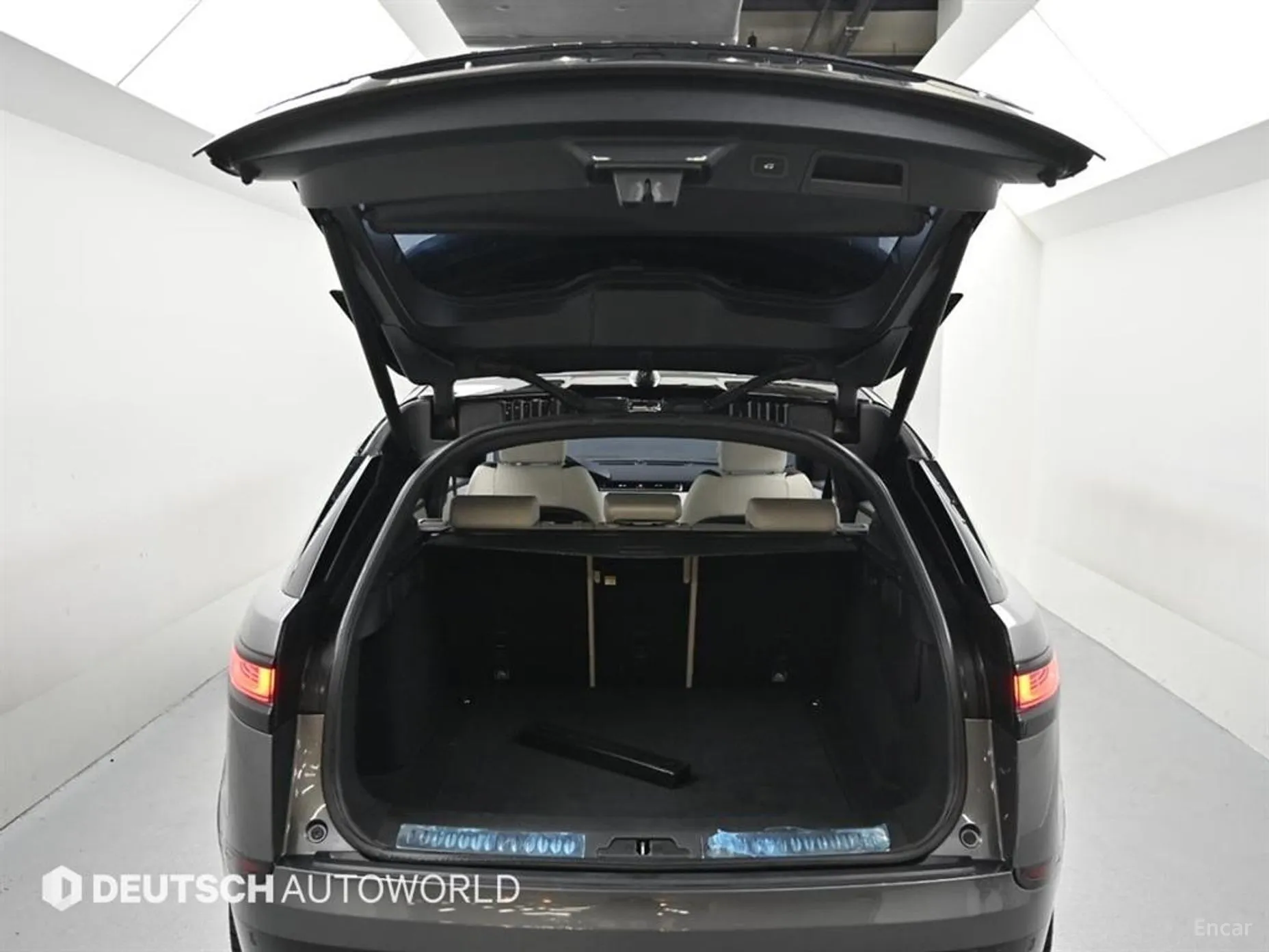 Land Rover Range Rover Bella превью 19
