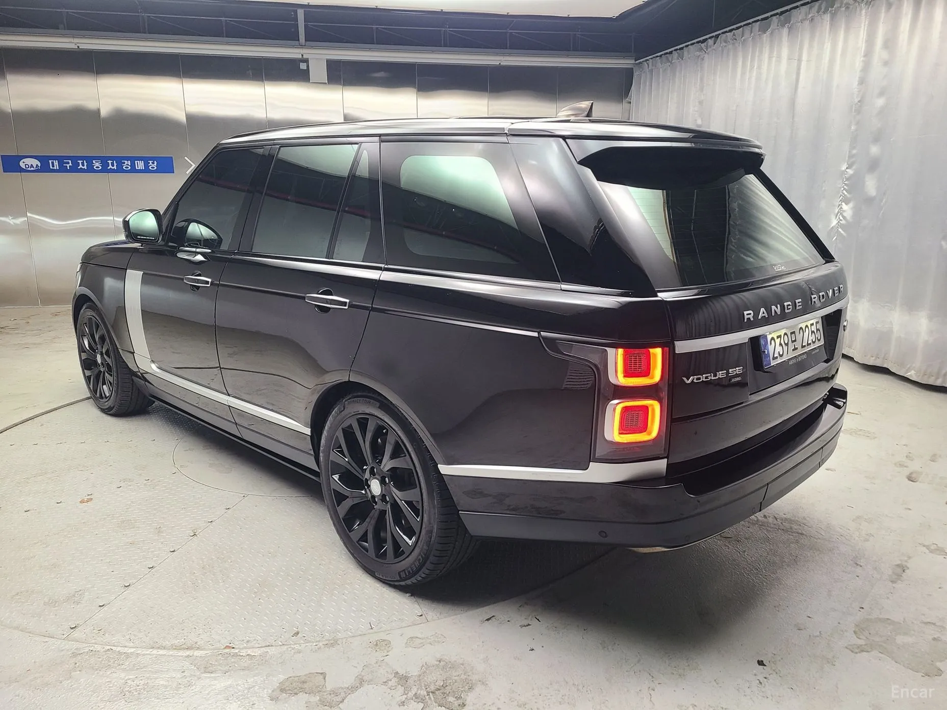 Land Rover Range Rover 4th Generation
