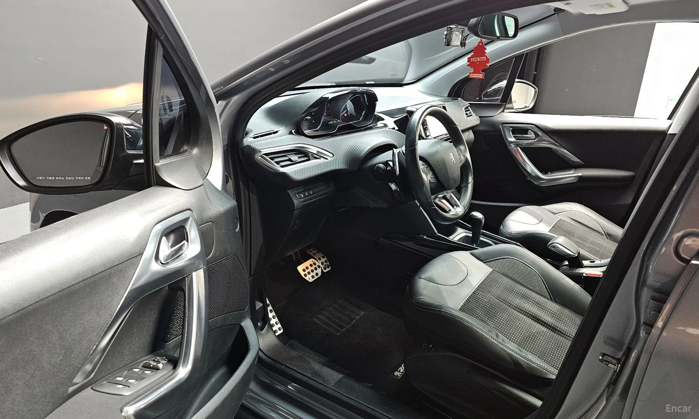 Peugeot 2008. превью 10