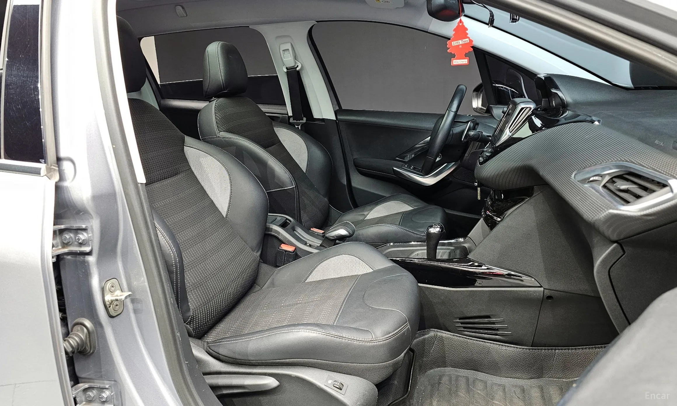 Peugeot 2008. превью 11