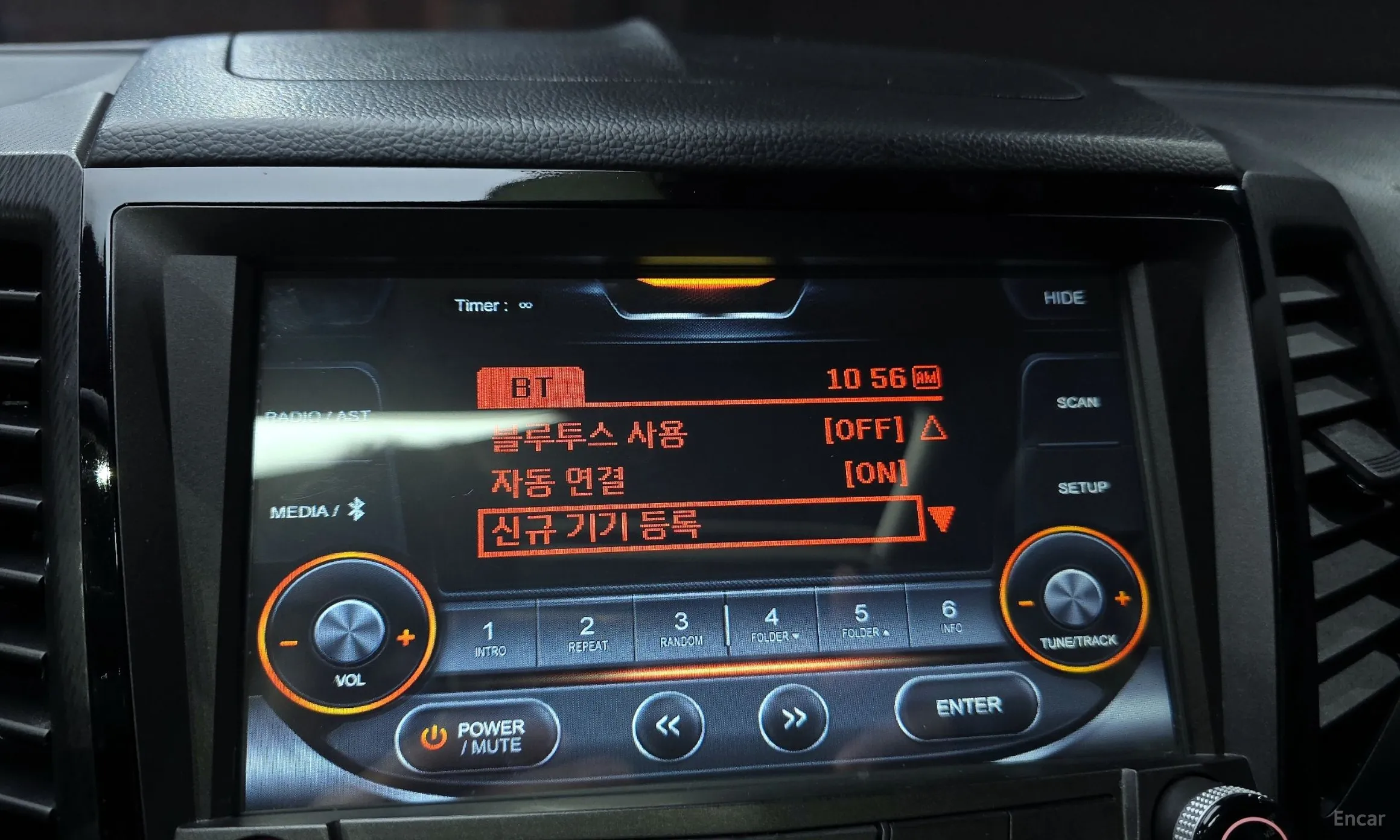 KG Mobility (SsangYong) Tivoli Air превью 15