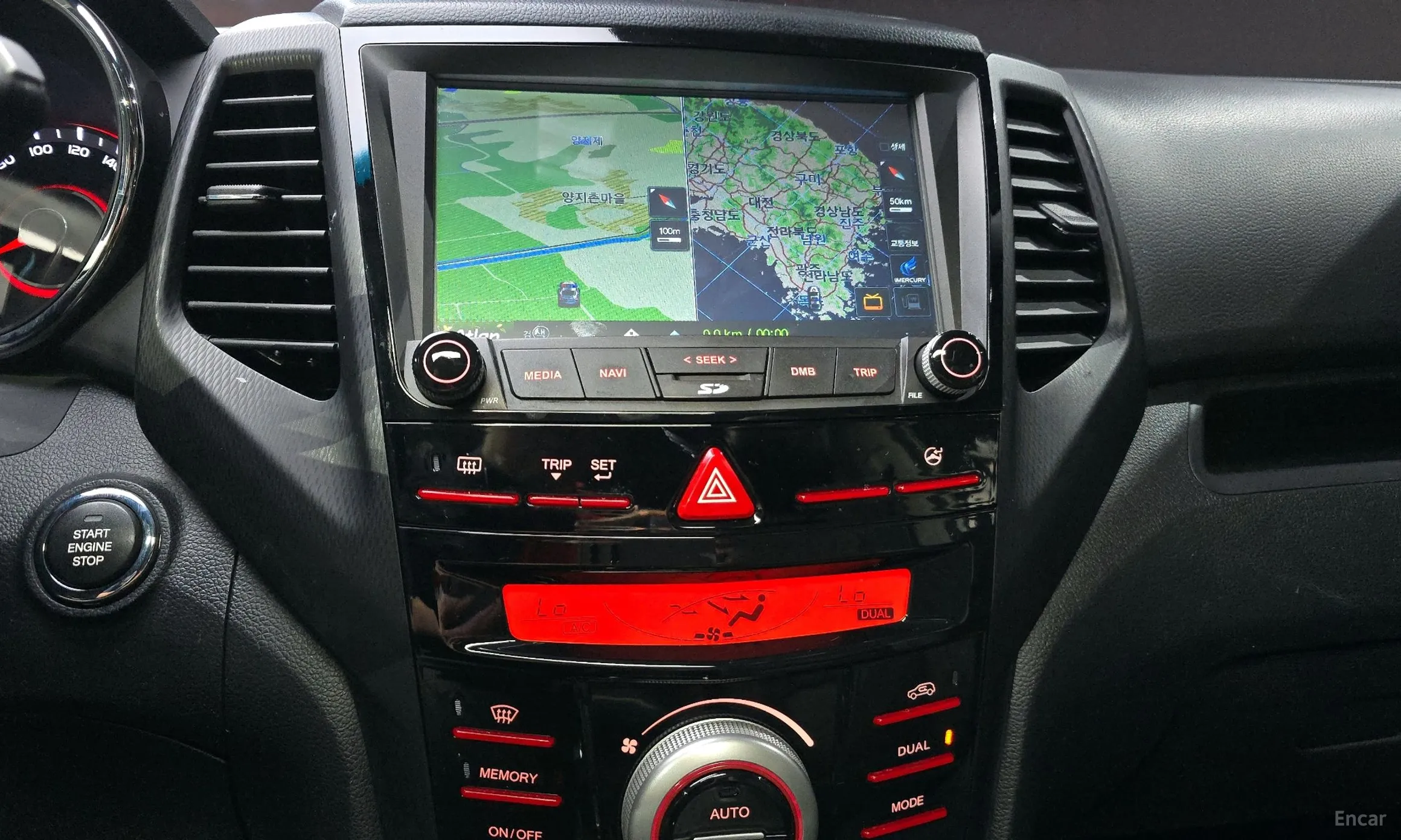 KG Mobility (SsangYong) Tivoli Air превью 16