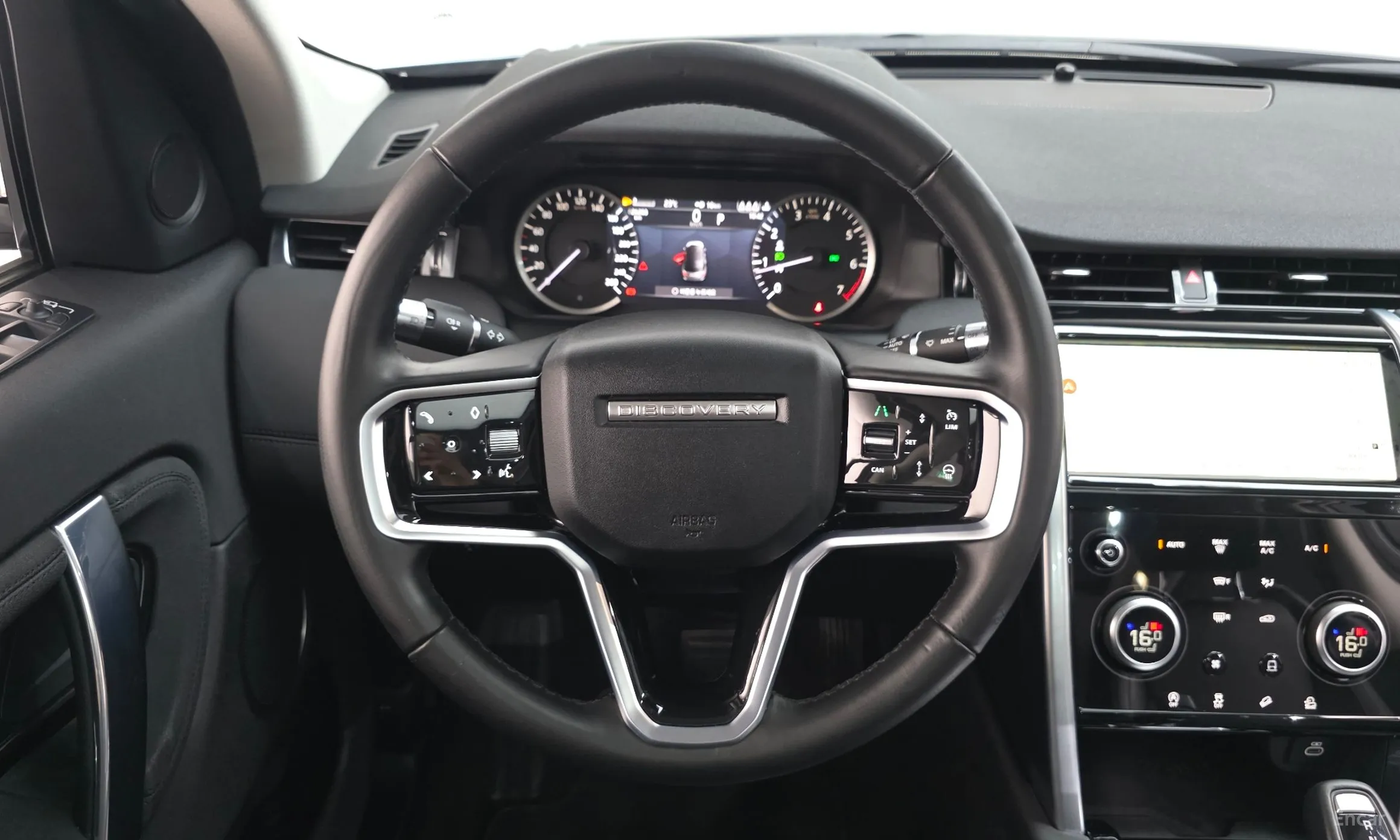 Land Rover Discovery Sports превью 13