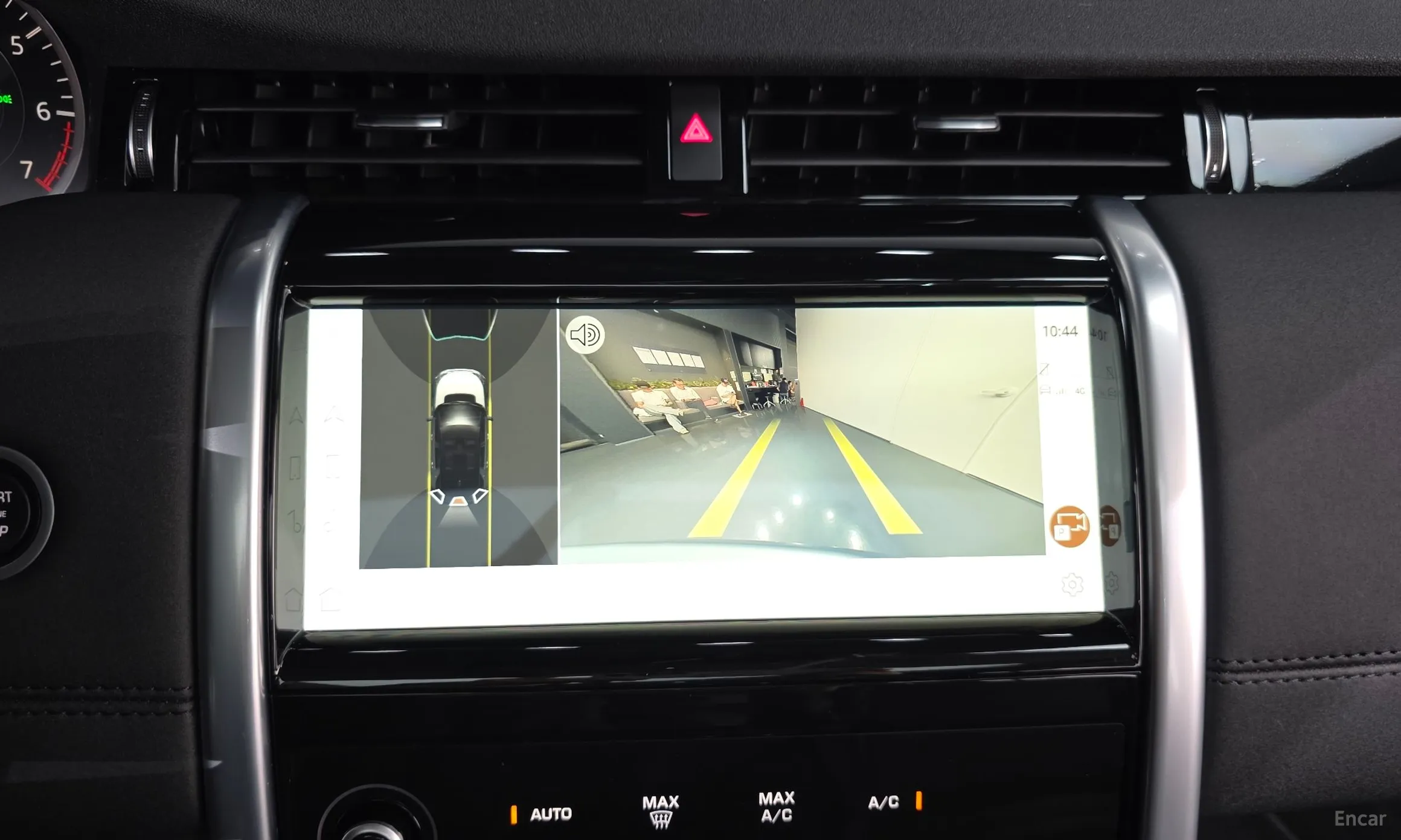 Land Rover Discovery Sports превью 14