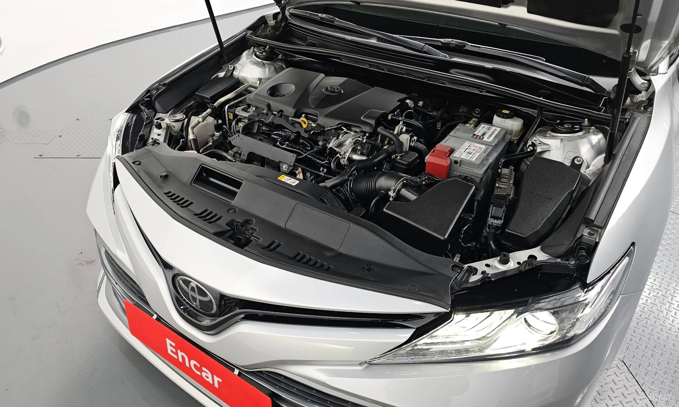 Toyota Camry (XV70) превью 6