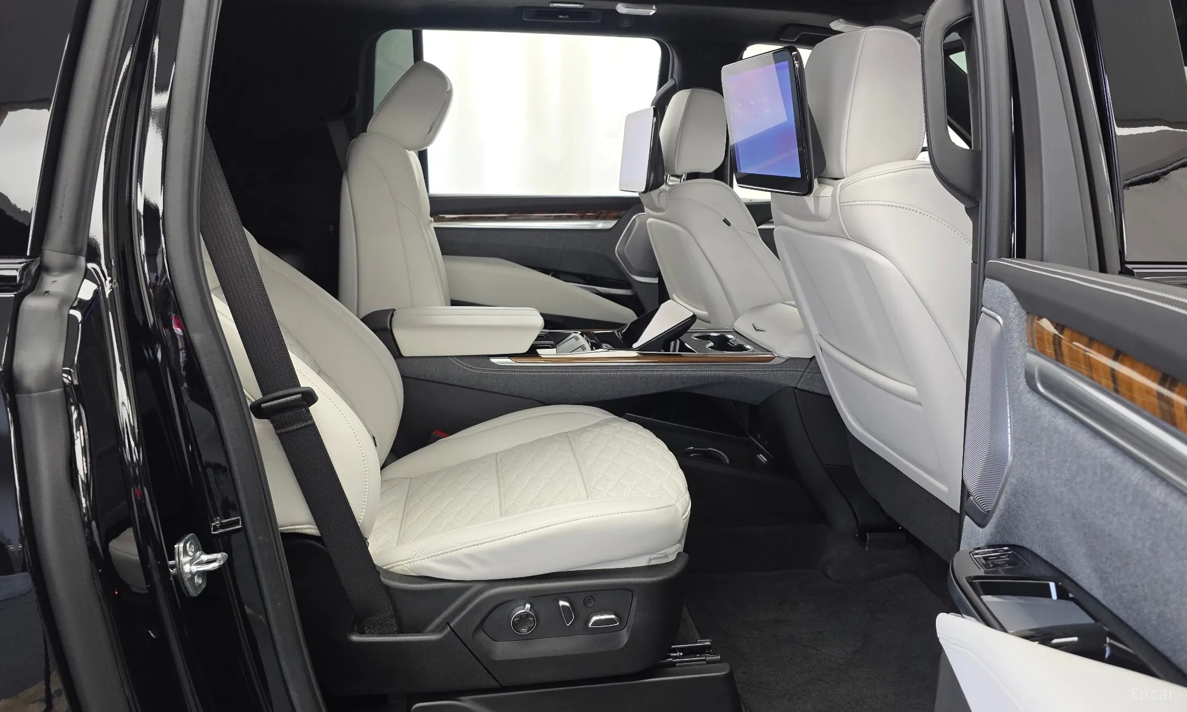 Cadillac Escalade 5th Generation превью 12