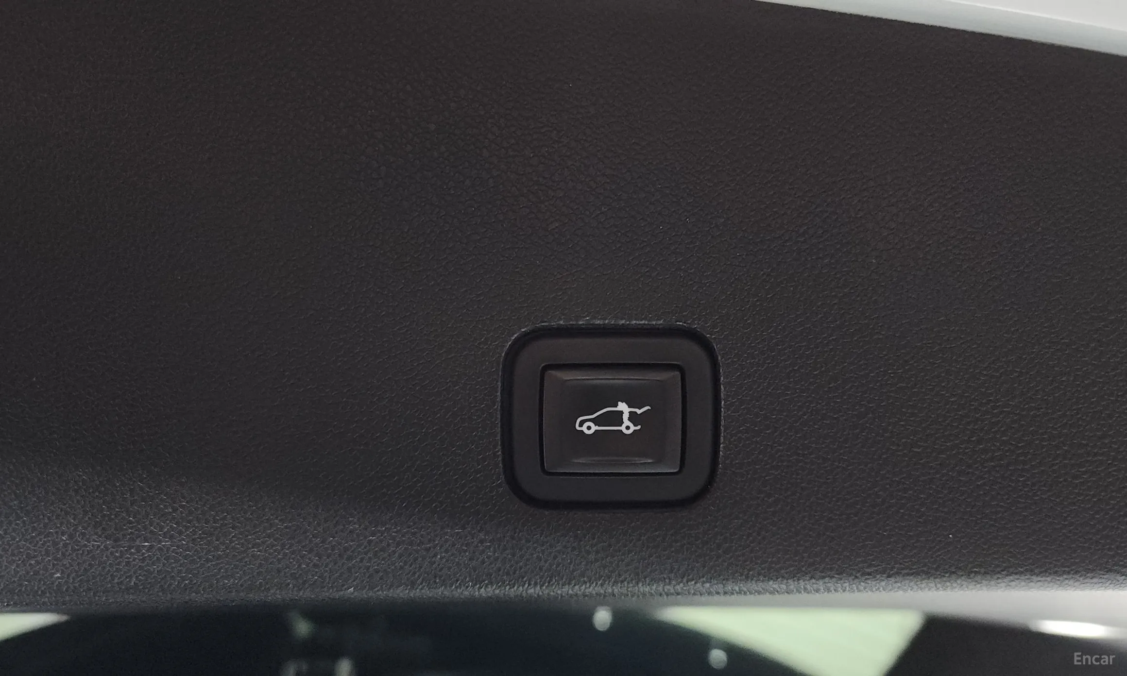 Cadillac XT6 превью 16