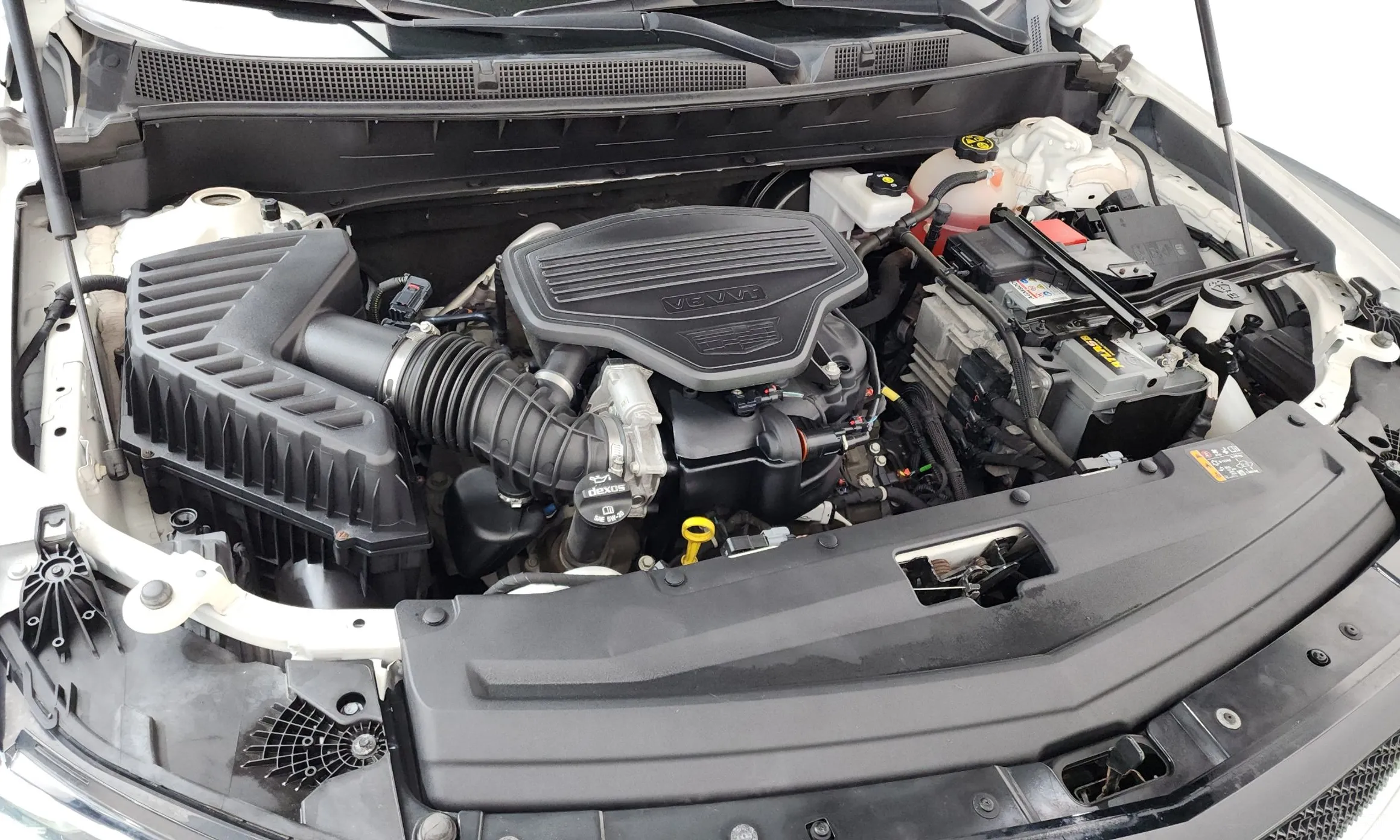 Cadillac XT6 превью 6