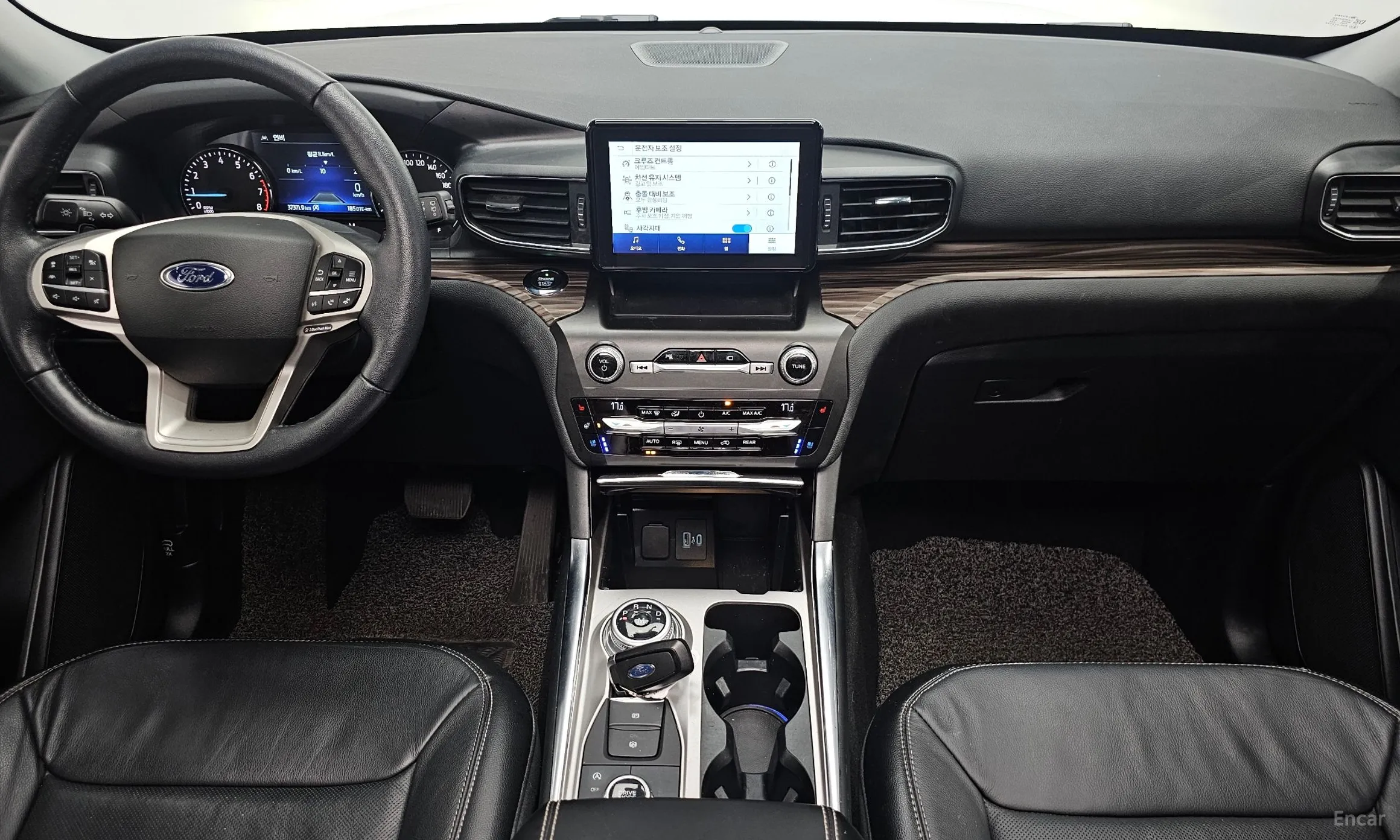 Ford Explorer 6th Generation превью 7