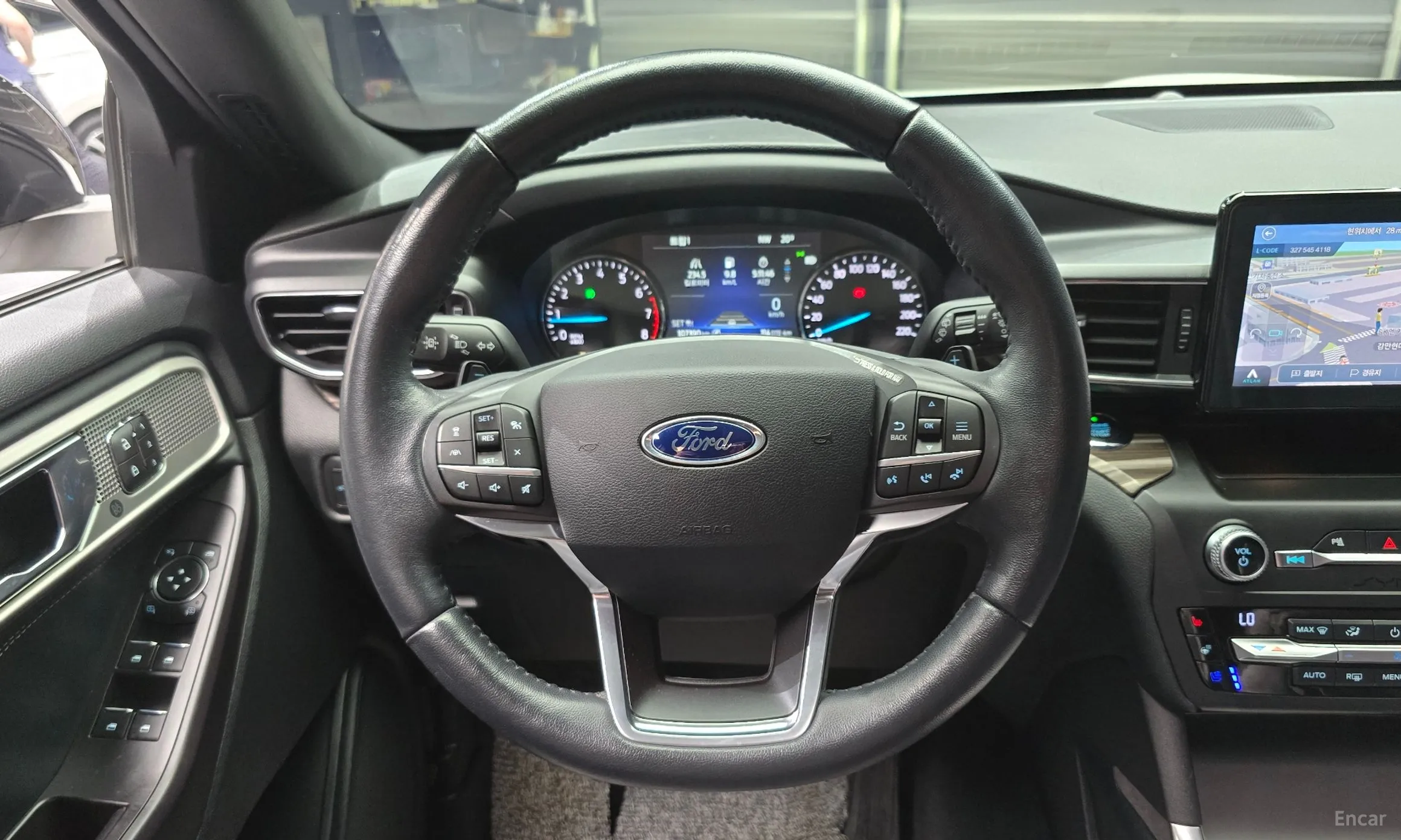 Ford Explorer 6th Generation превью 13